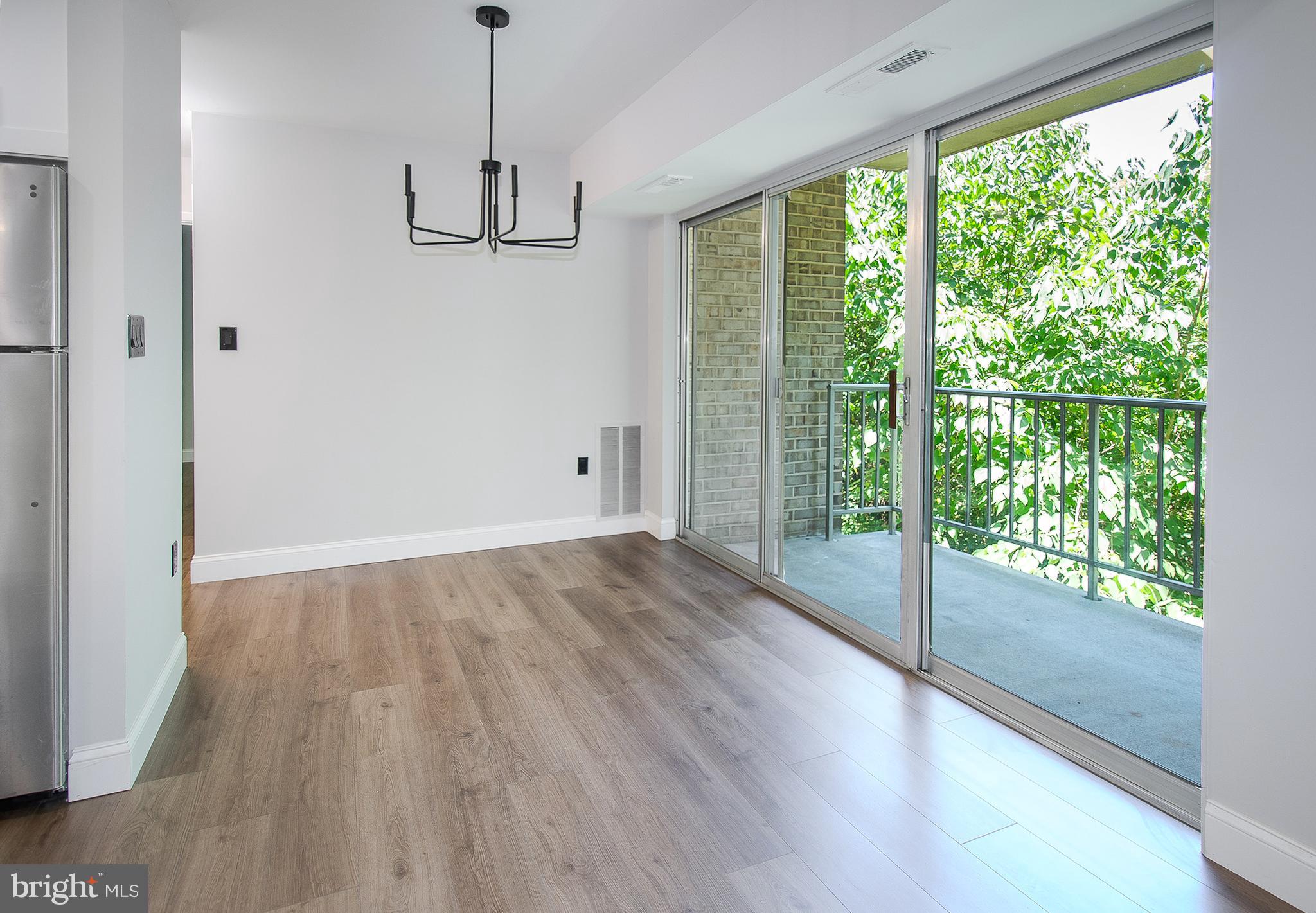 OCCOQUAN RIDGE CONDO - Residential