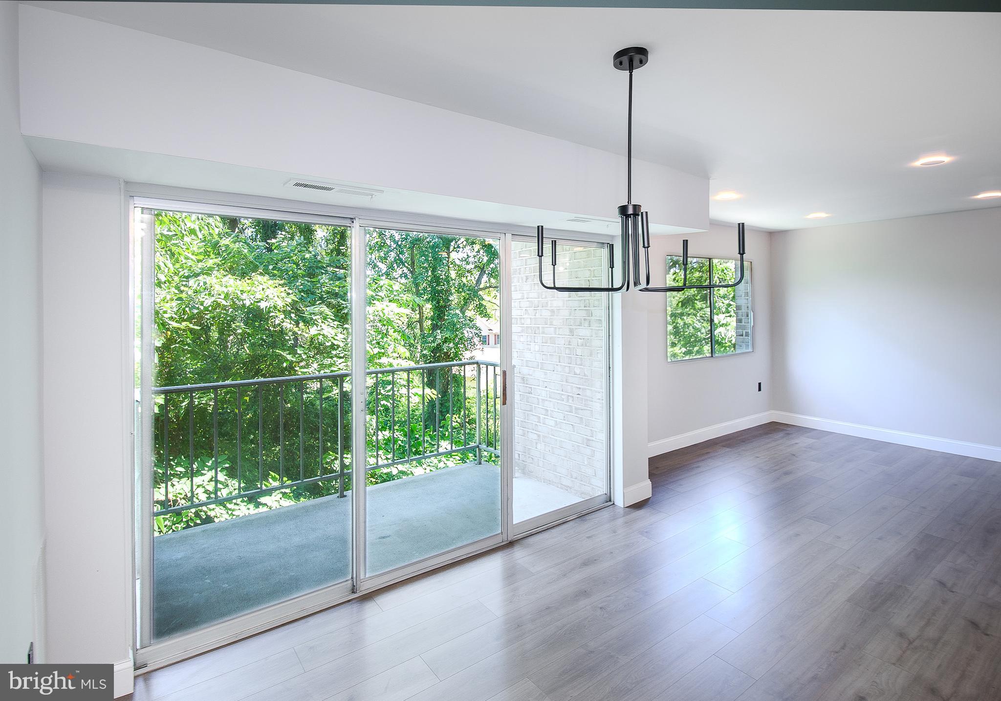 OCCOQUAN RIDGE CONDO - Residential