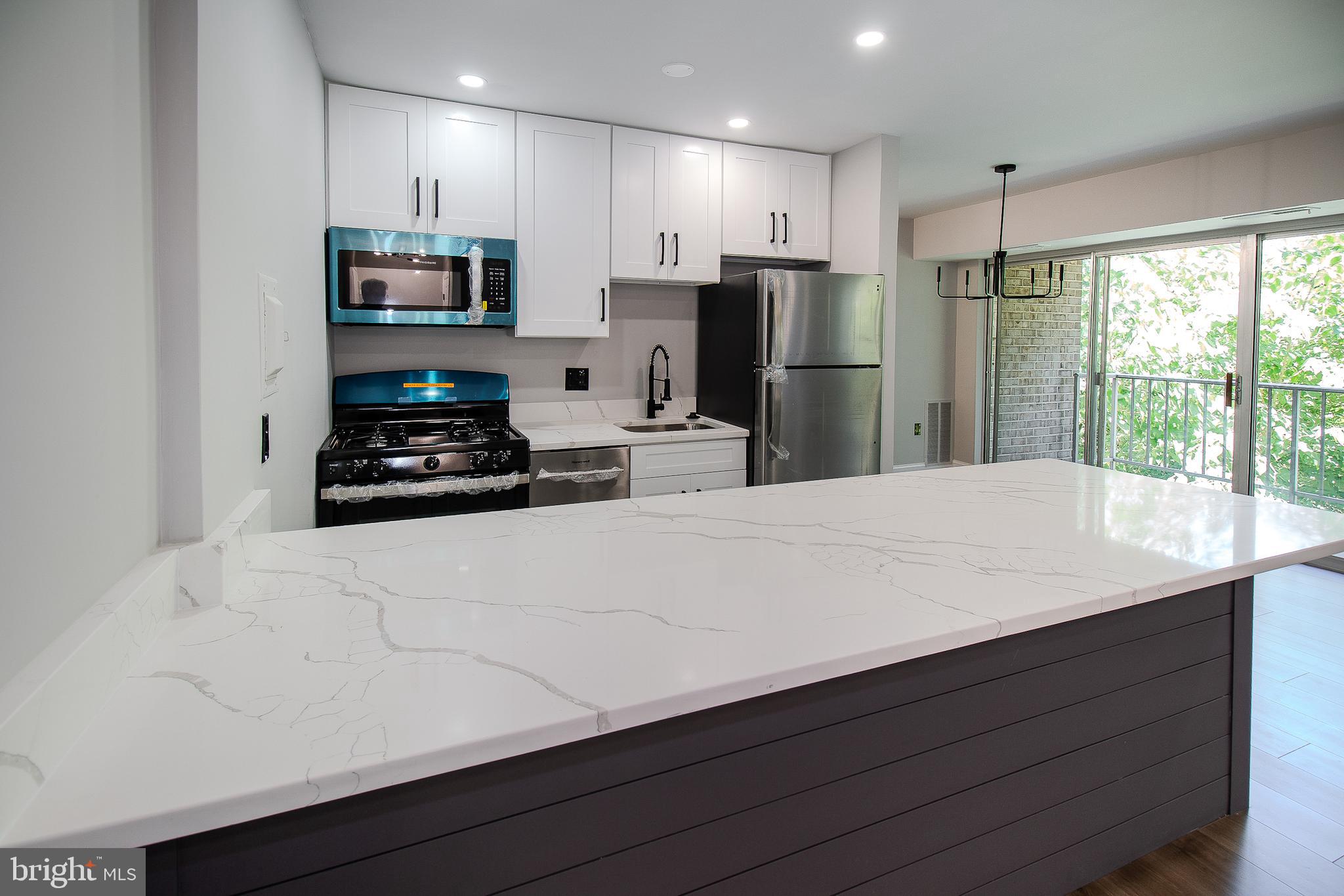 OCCOQUAN RIDGE CONDO - Residential