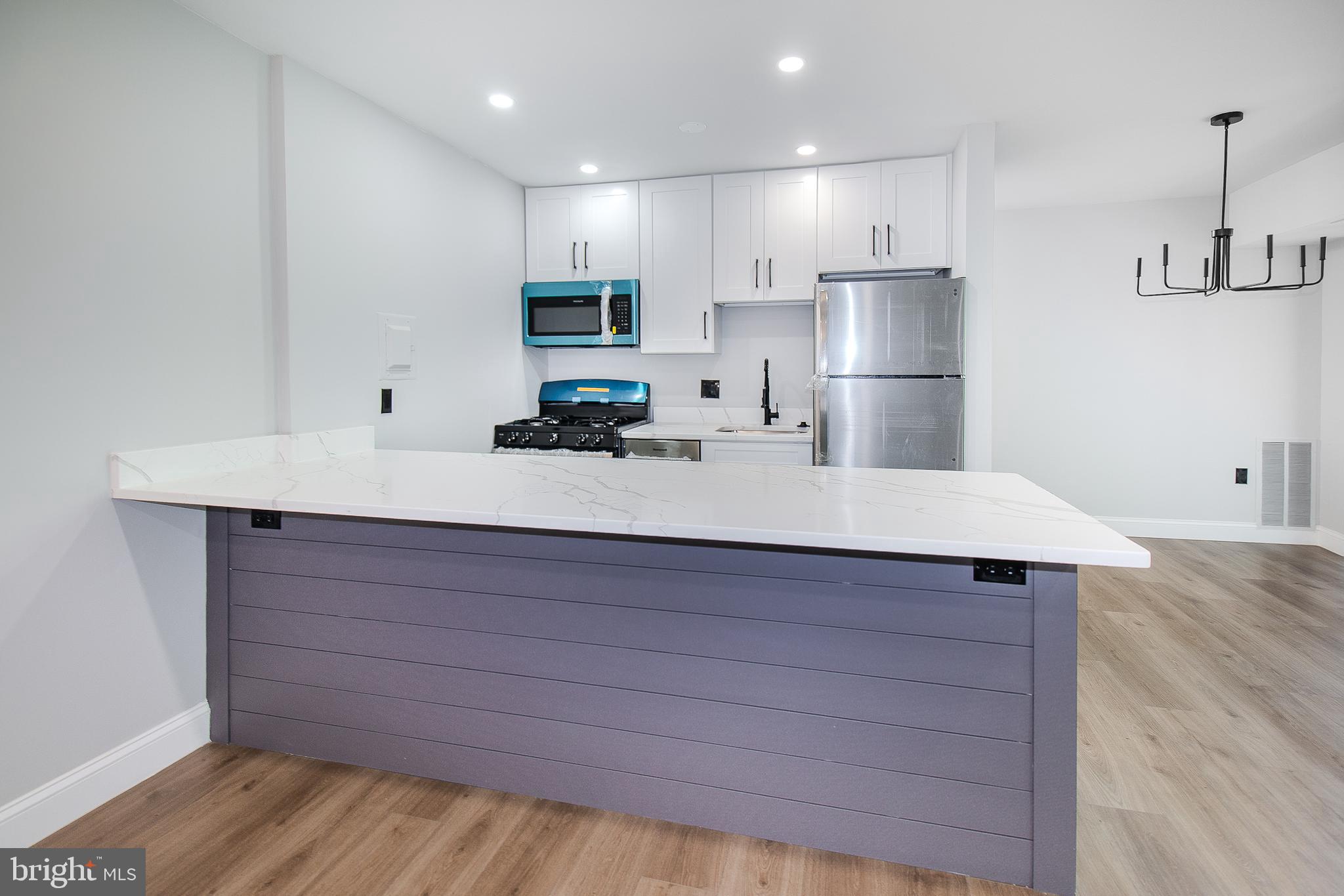 OCCOQUAN RIDGE CONDO - Residential