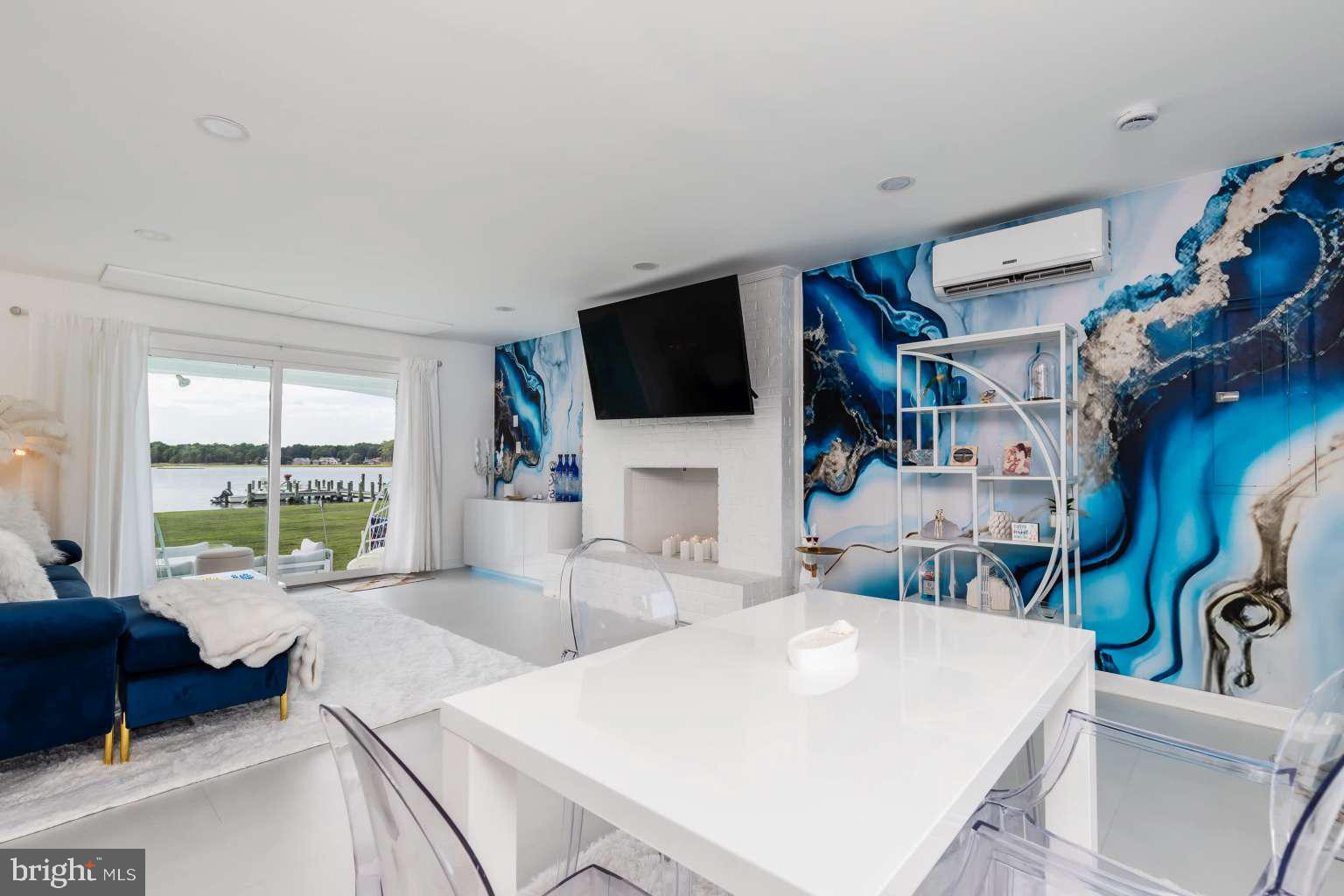 CAPE ISLE OF WIGHT - Residential