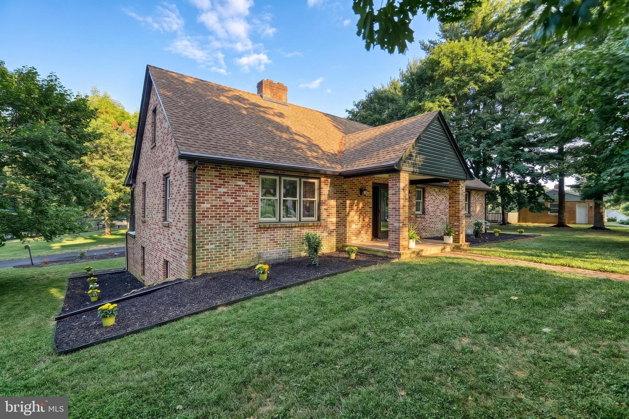 521 WINDY HILL ROAD