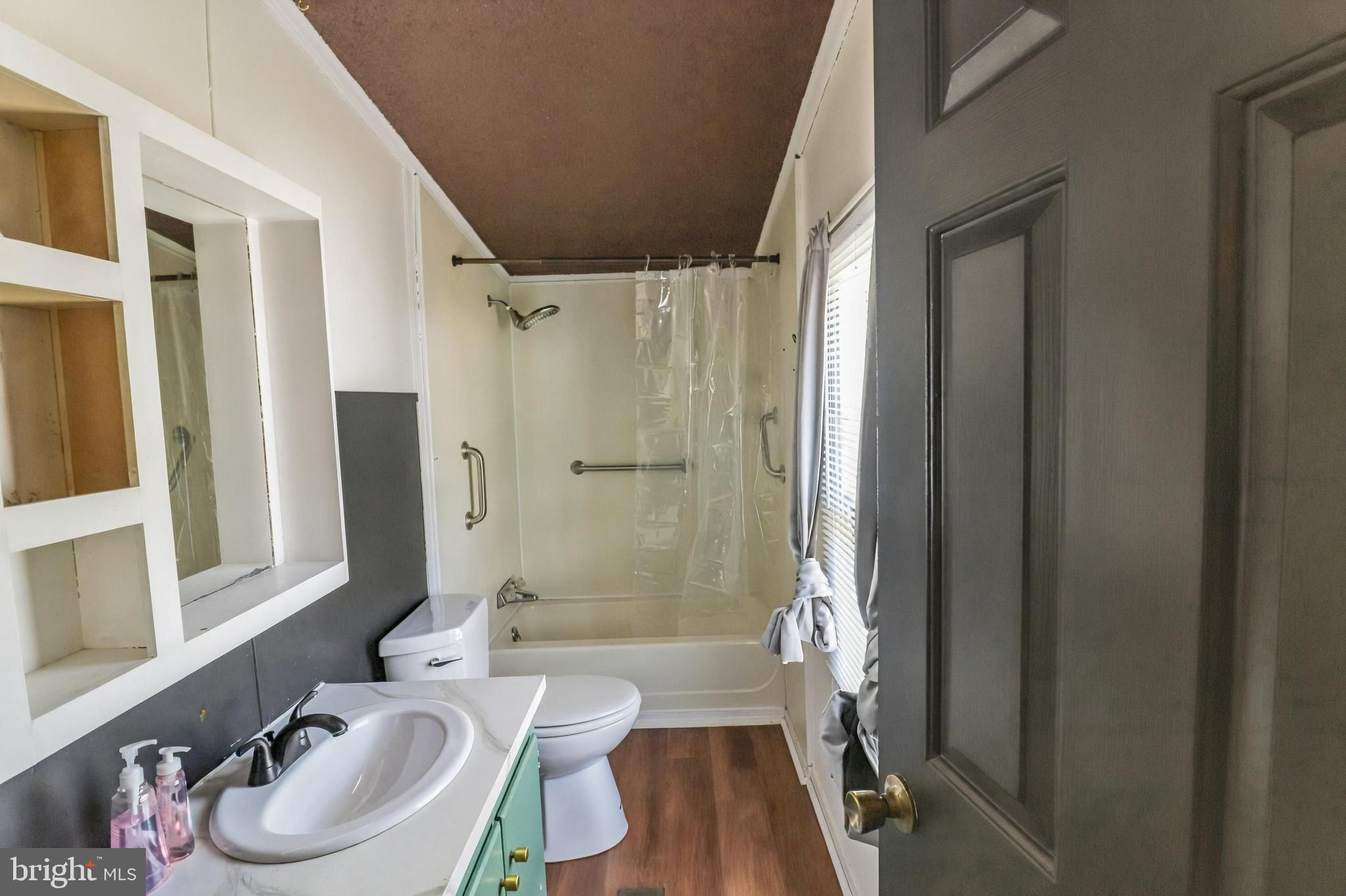 WATERFORD - Residential