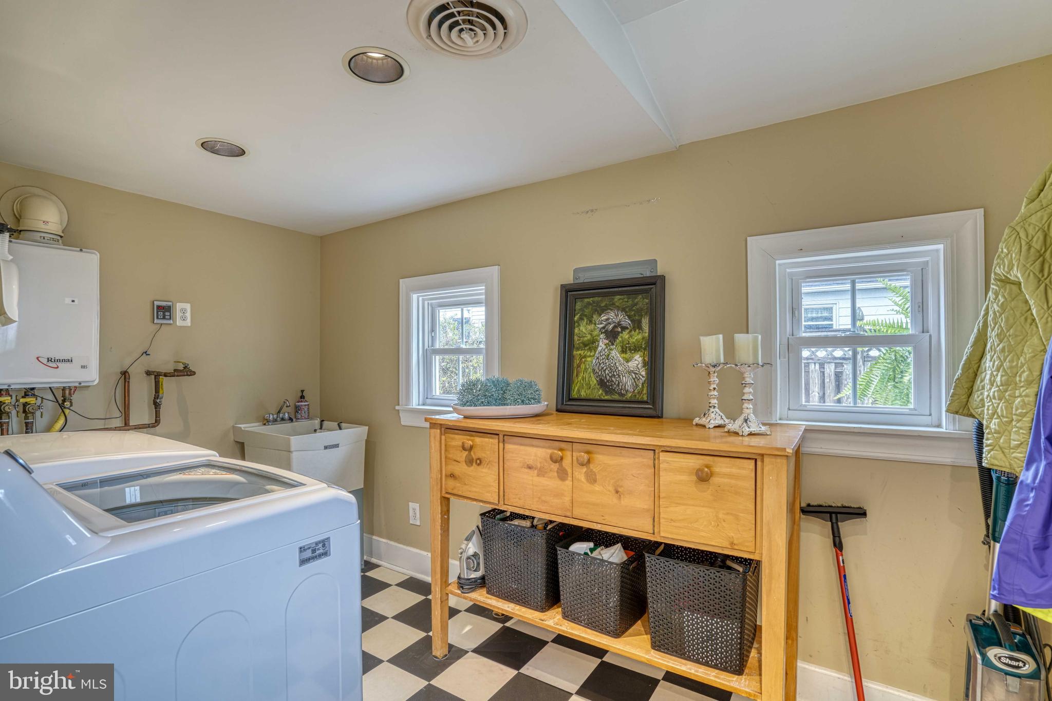 EASTON - Residential