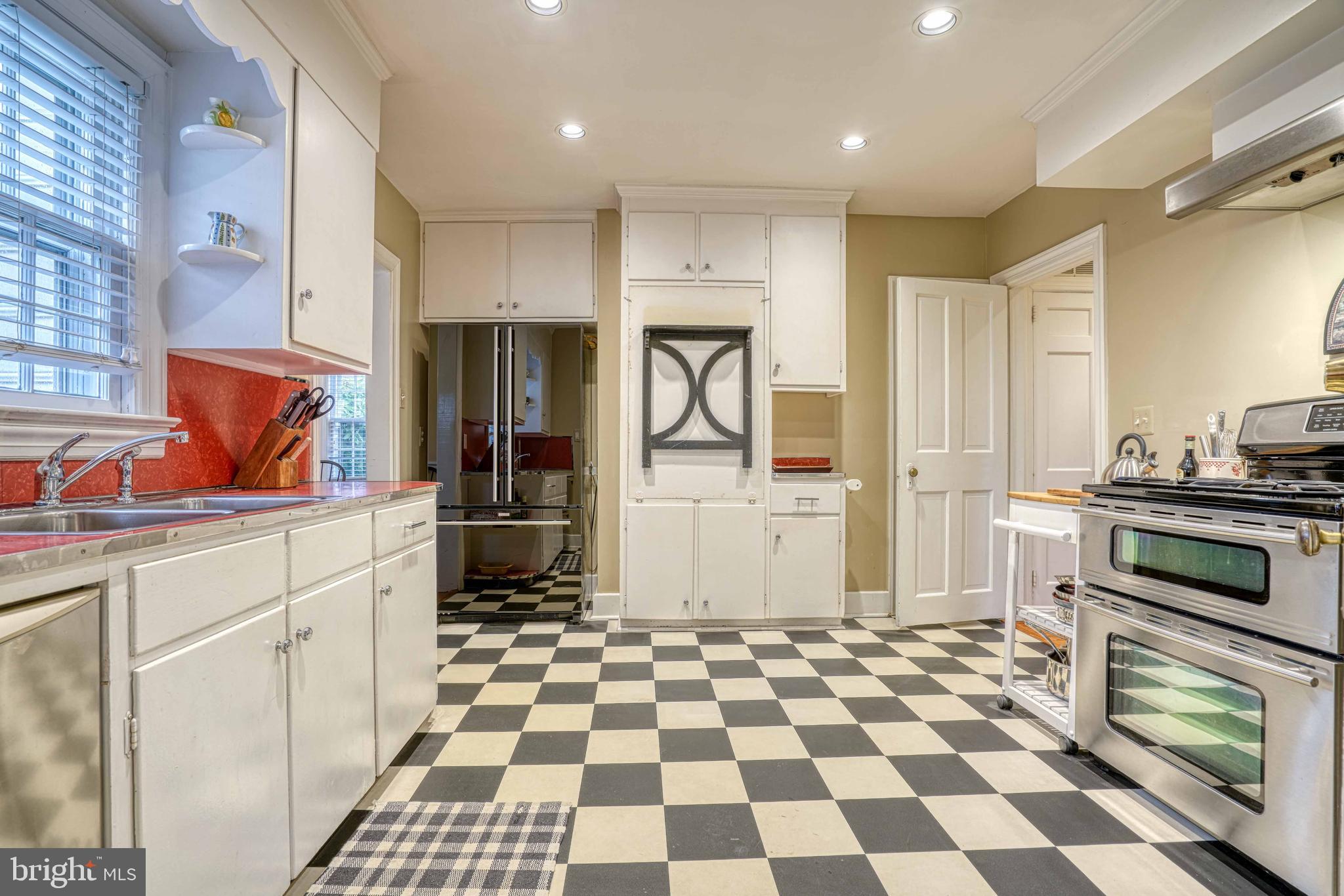 EASTON - Residential