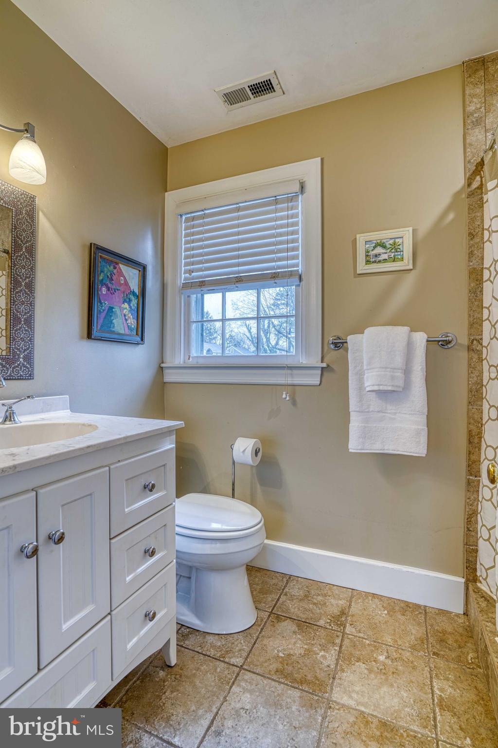 EASTON - Residential