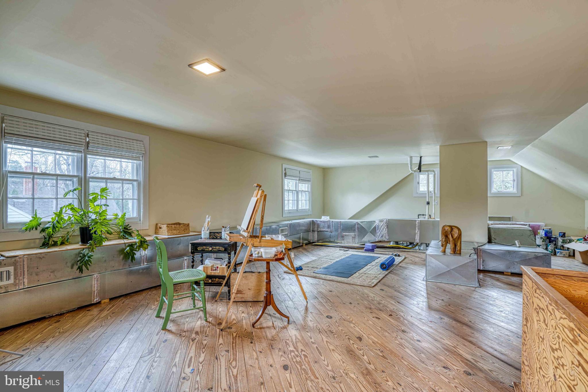 EASTON - Residential