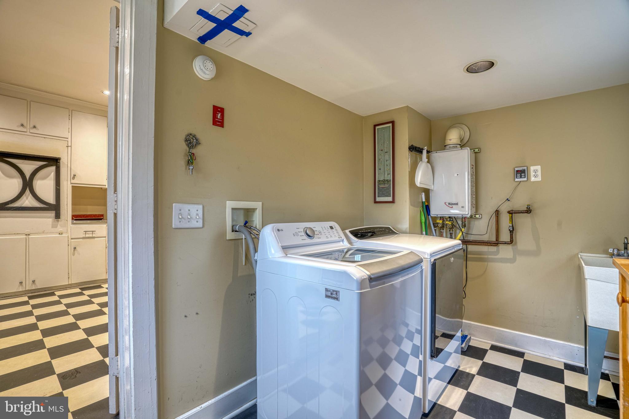 EASTON - Residential