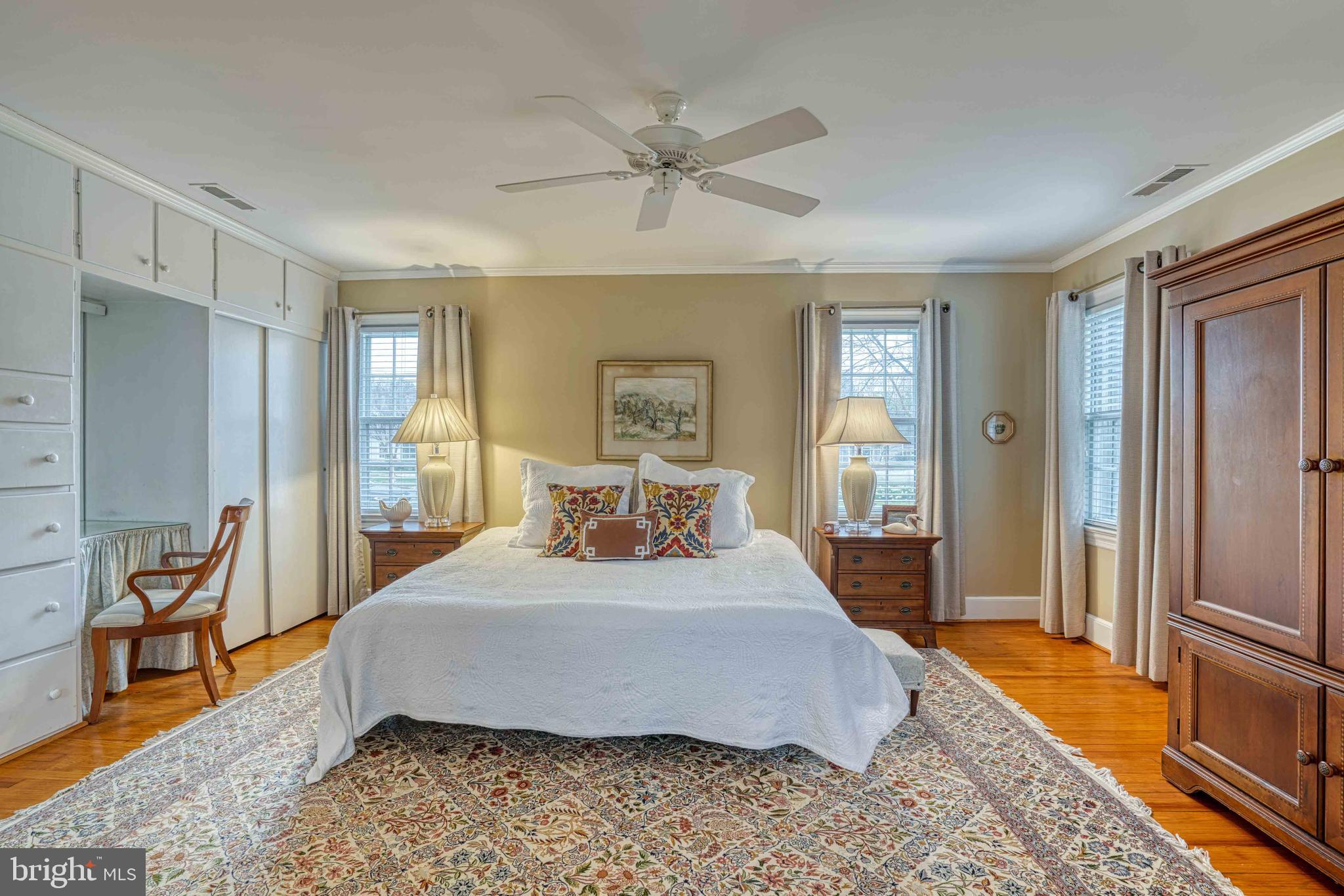 EASTON - Residential