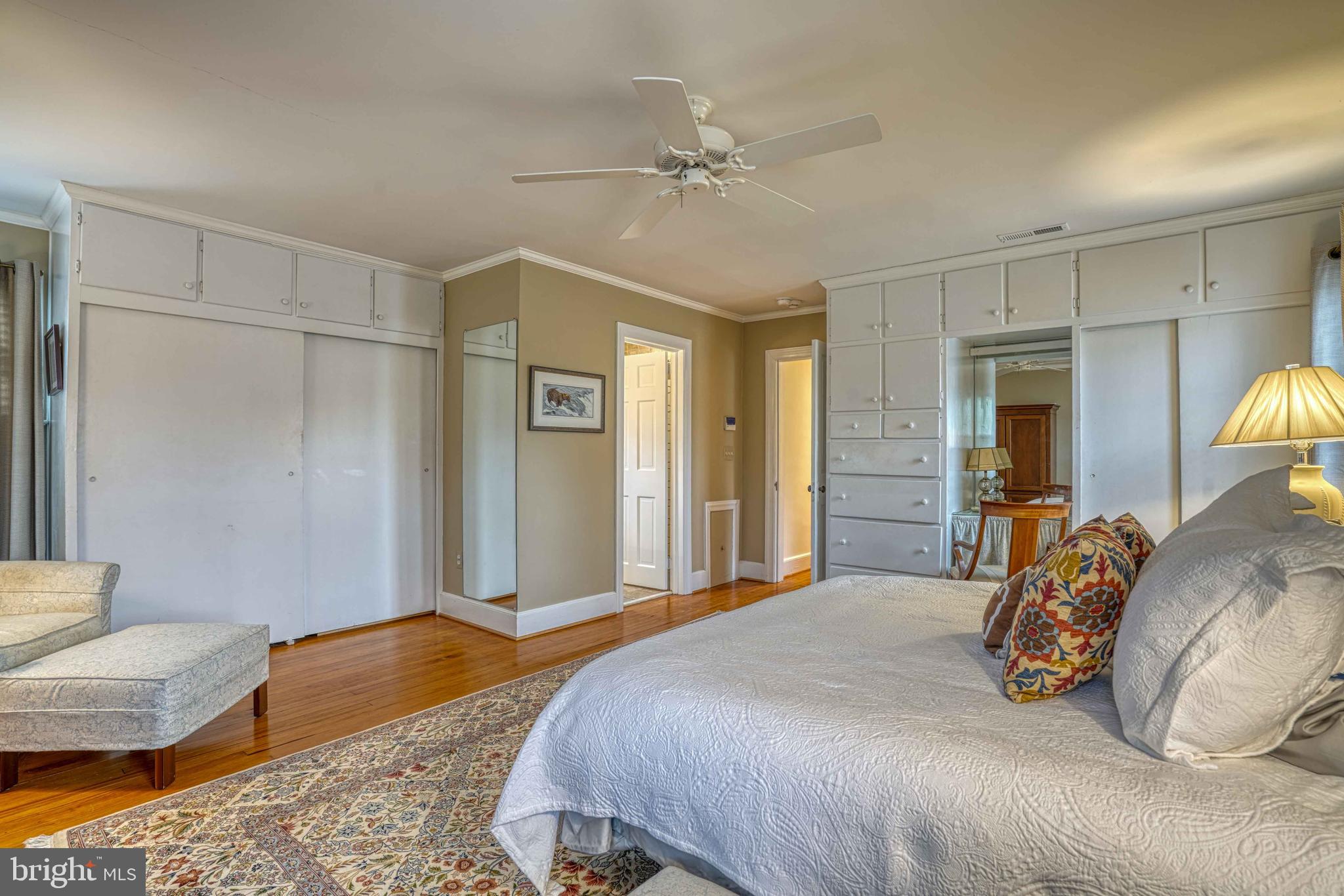 EASTON - Residential