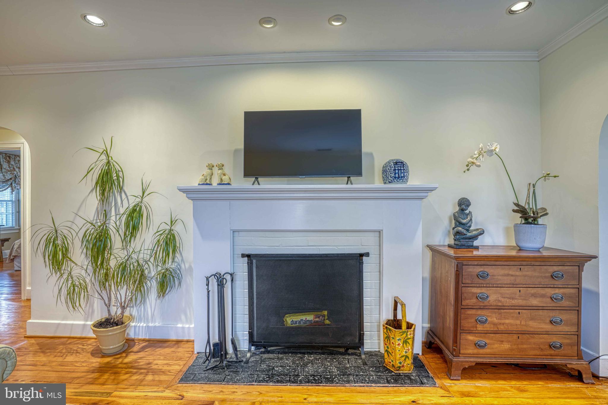 EASTON - Residential