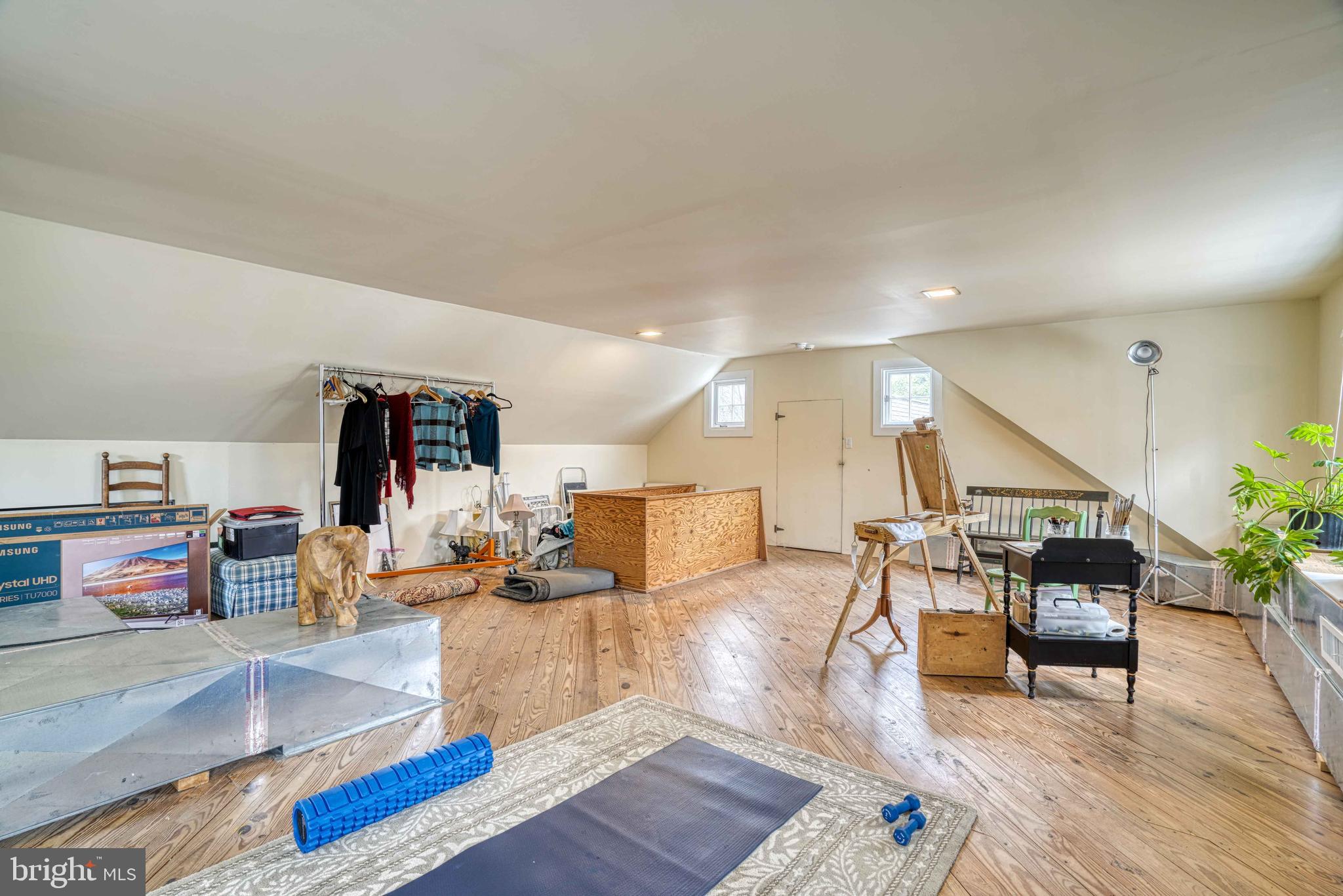 EASTON - Residential