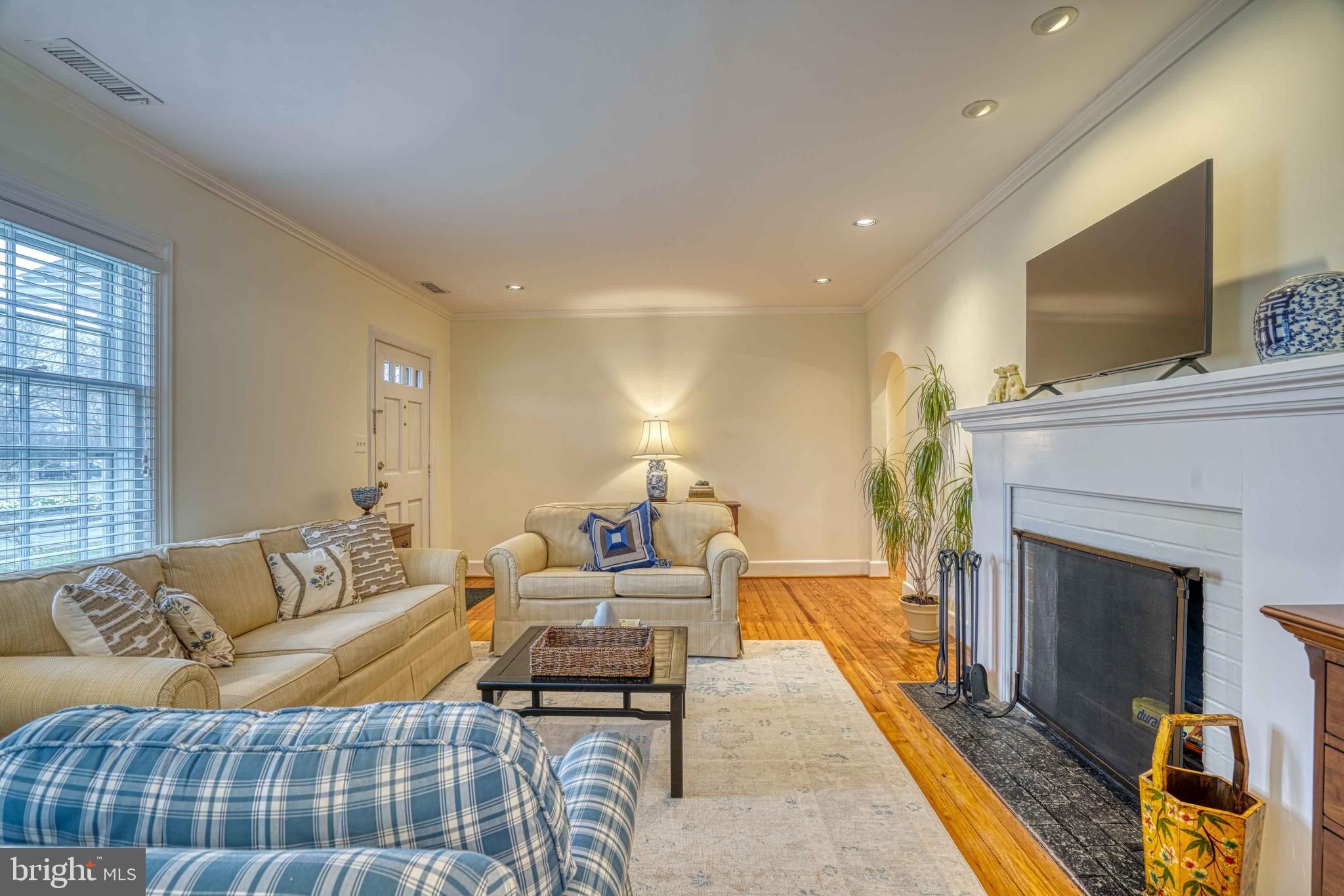 EASTON - Residential