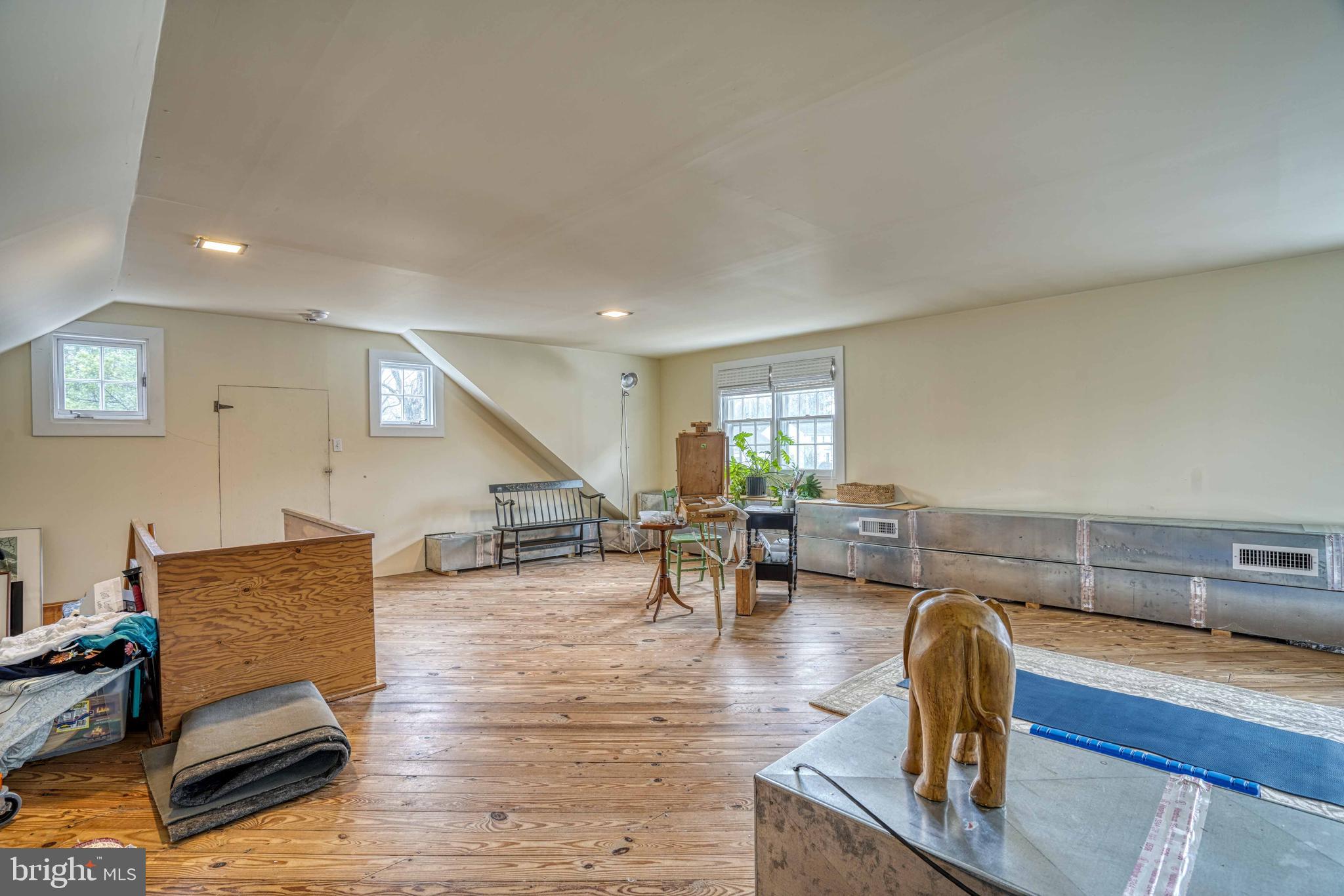 EASTON - Residential