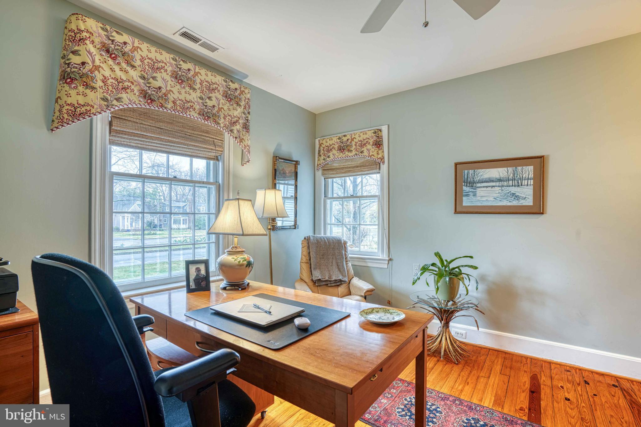 EASTON - Residential