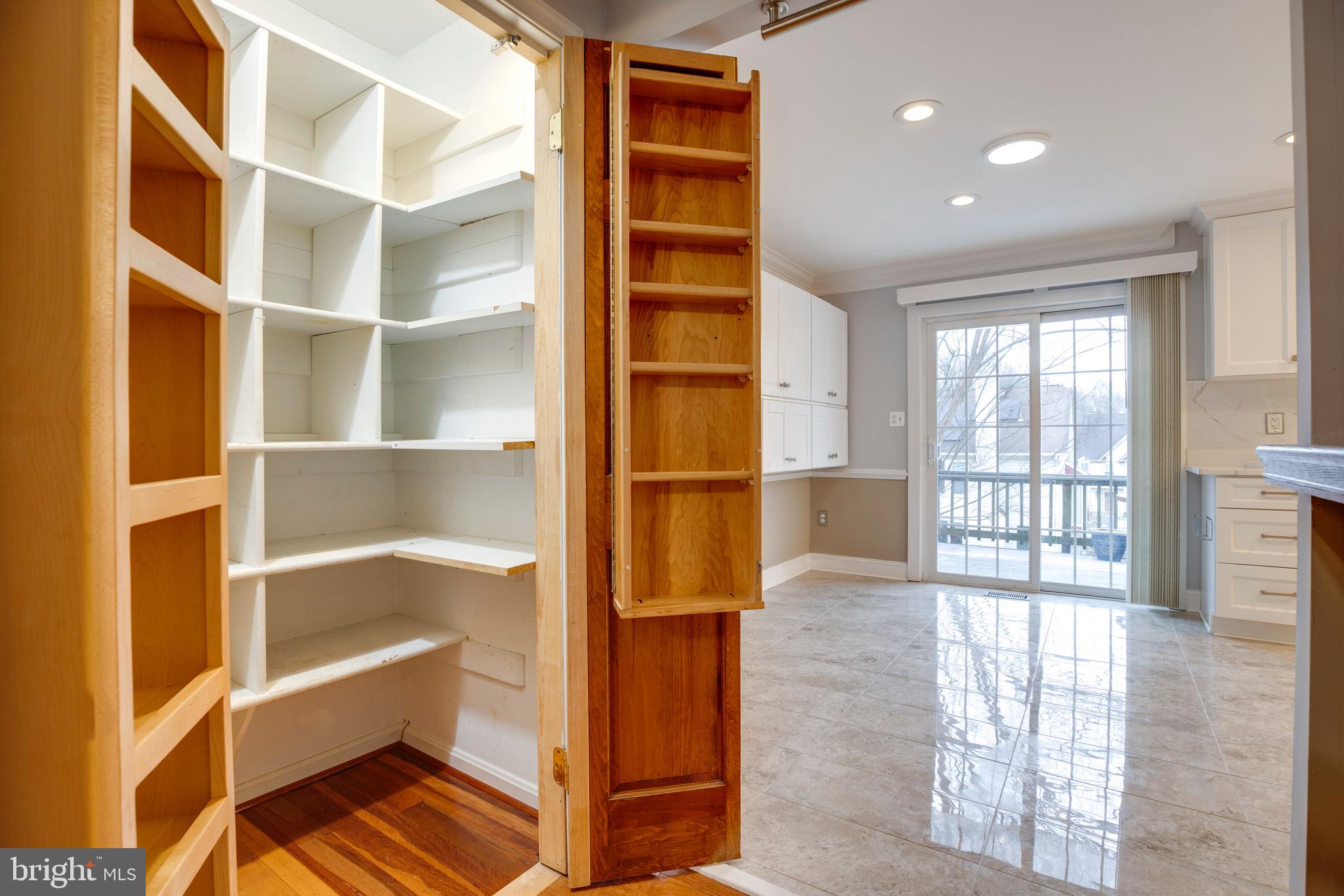 HILLSDALE - Residential Lease