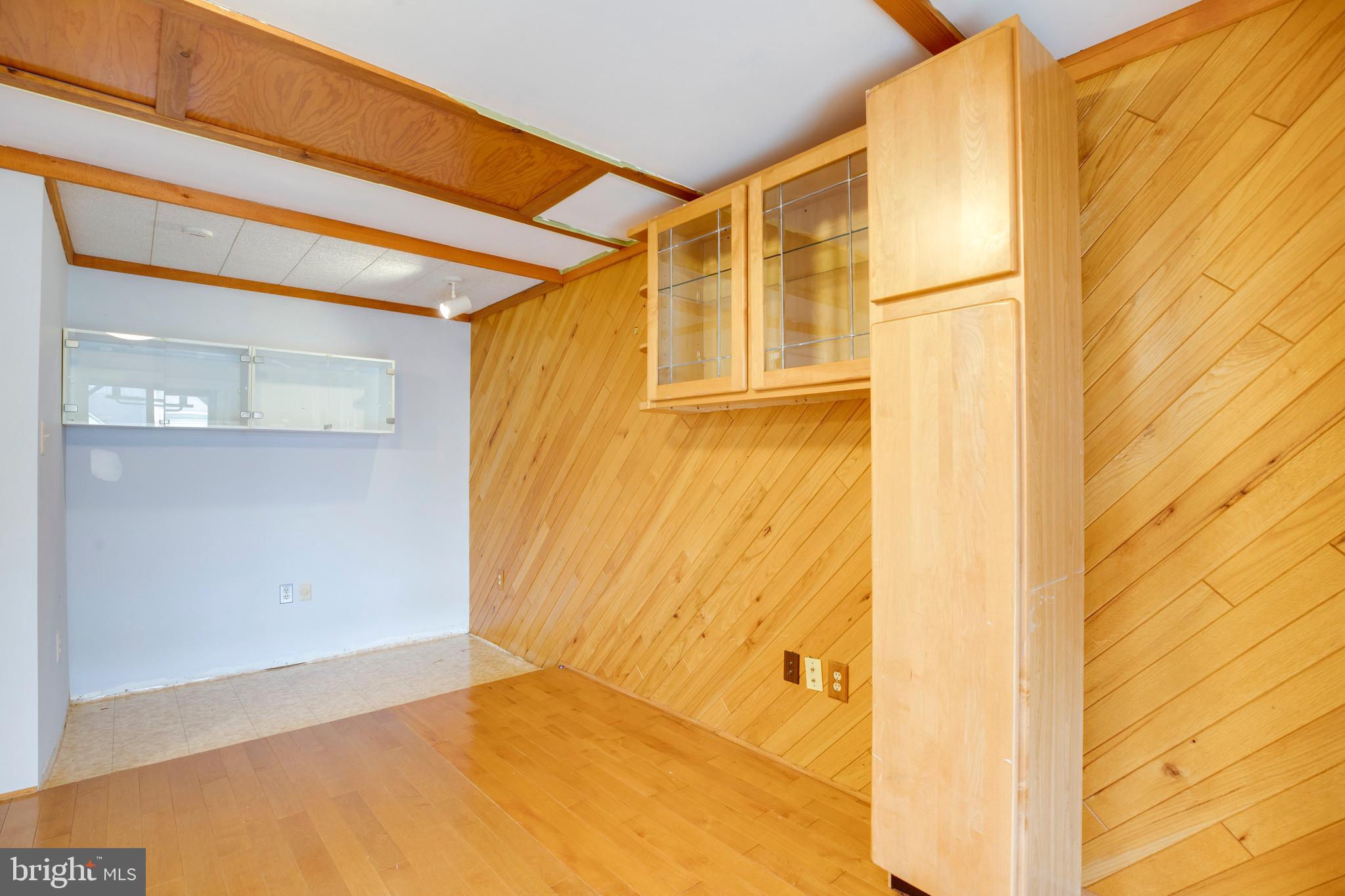 HILLSDALE - Residential Lease