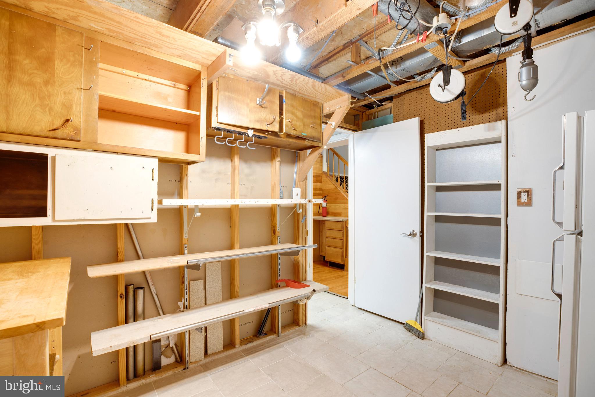 HILLSDALE - Residential Lease