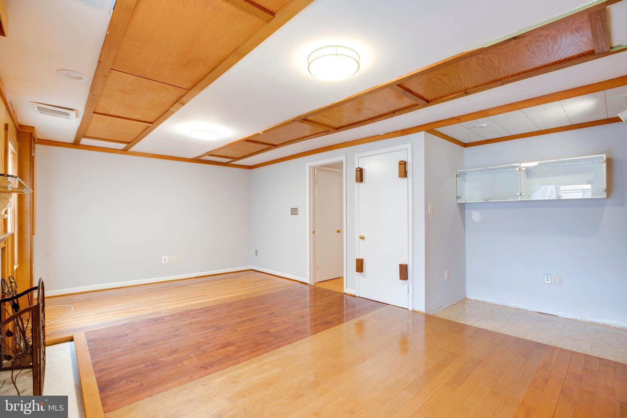 HILLSDALE - Residential Lease