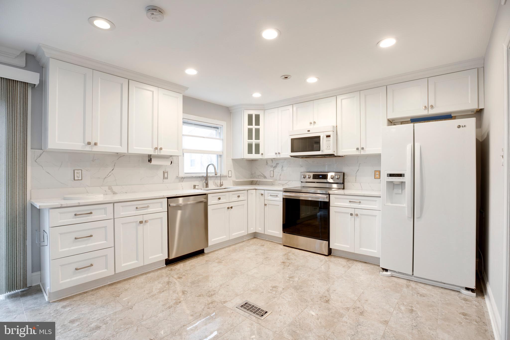 HILLSDALE - Residential Lease