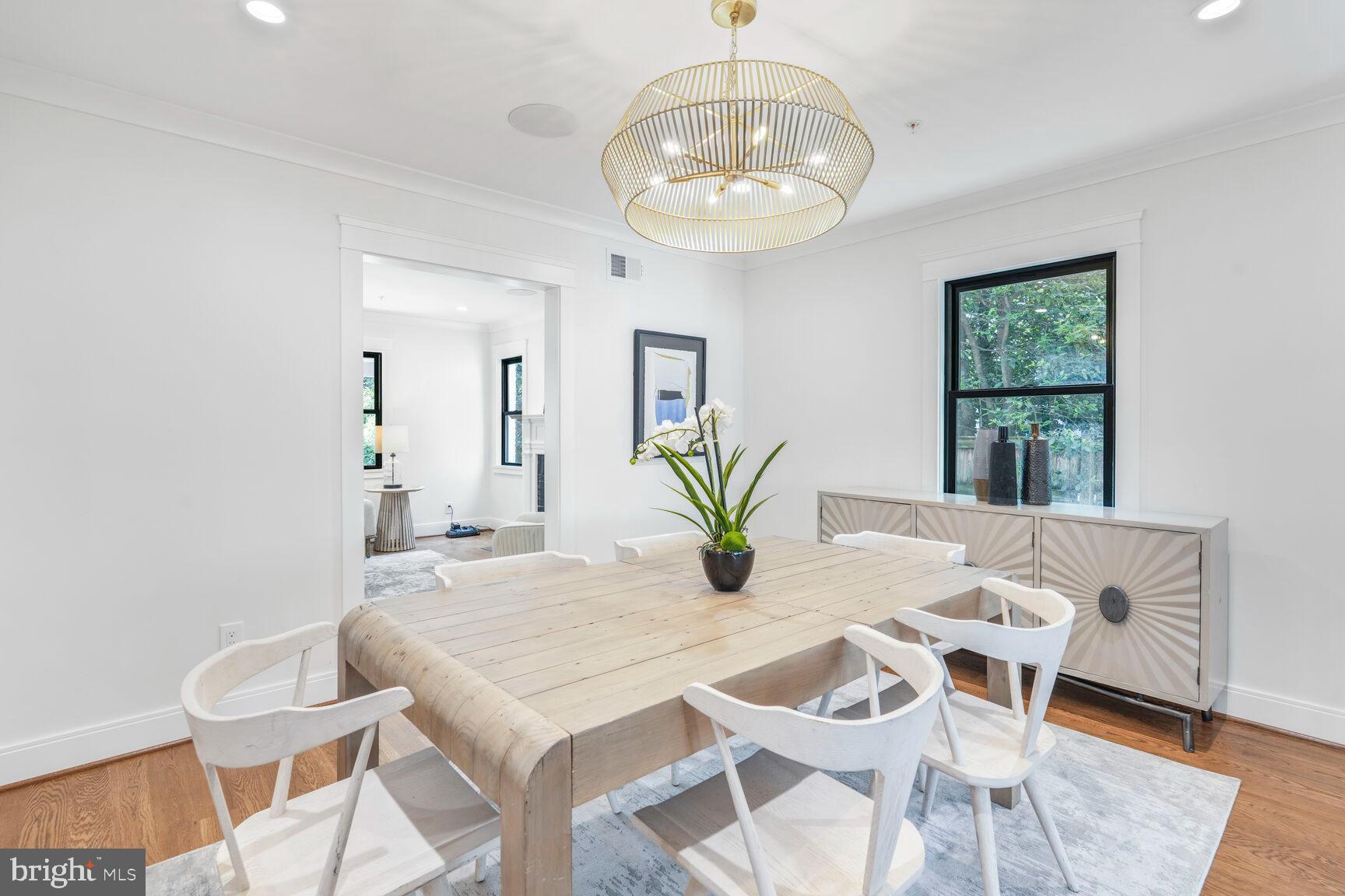 CHEVY CHASE - Residential