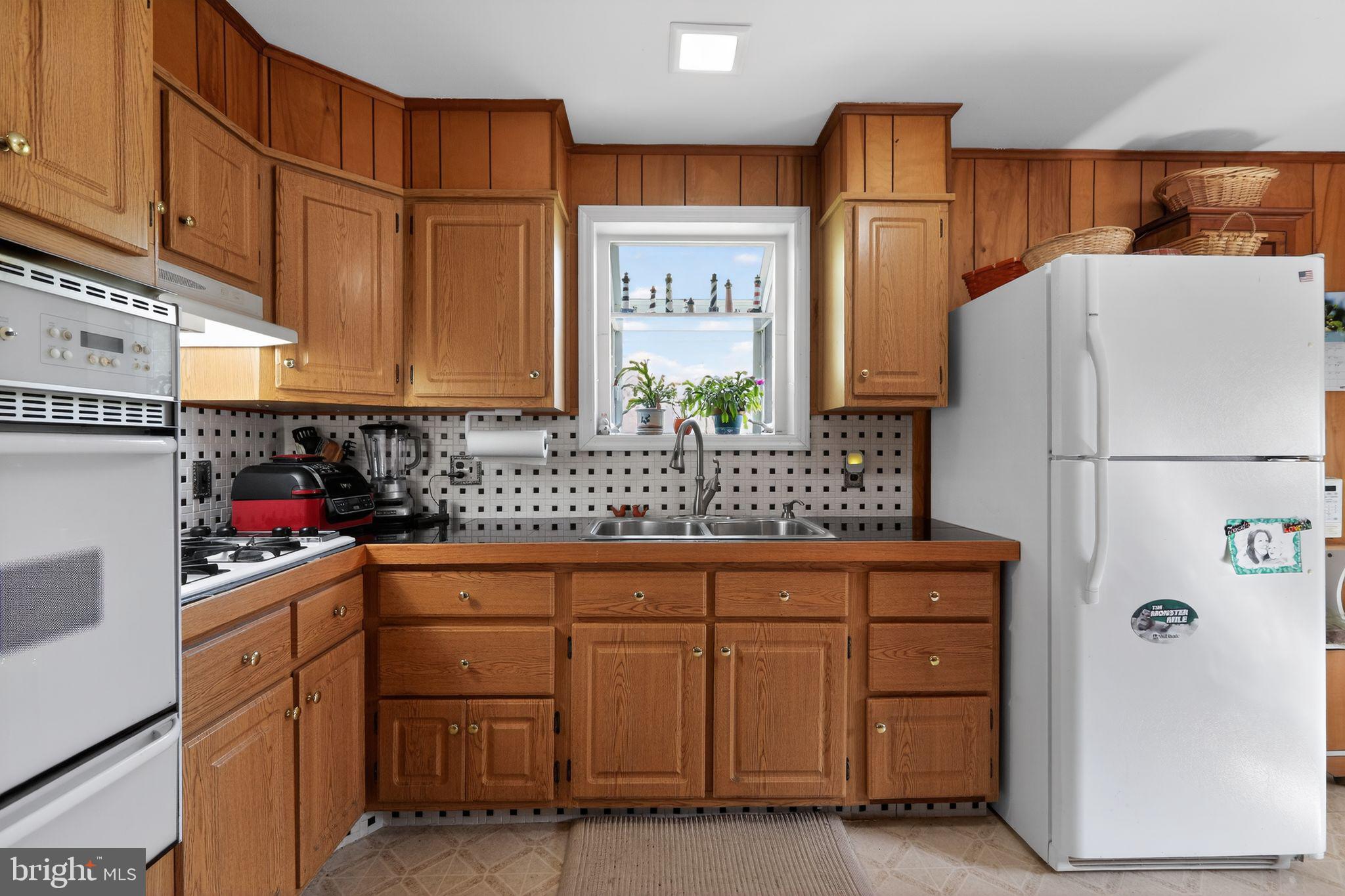 SHERIDAN SQUARE - Residential