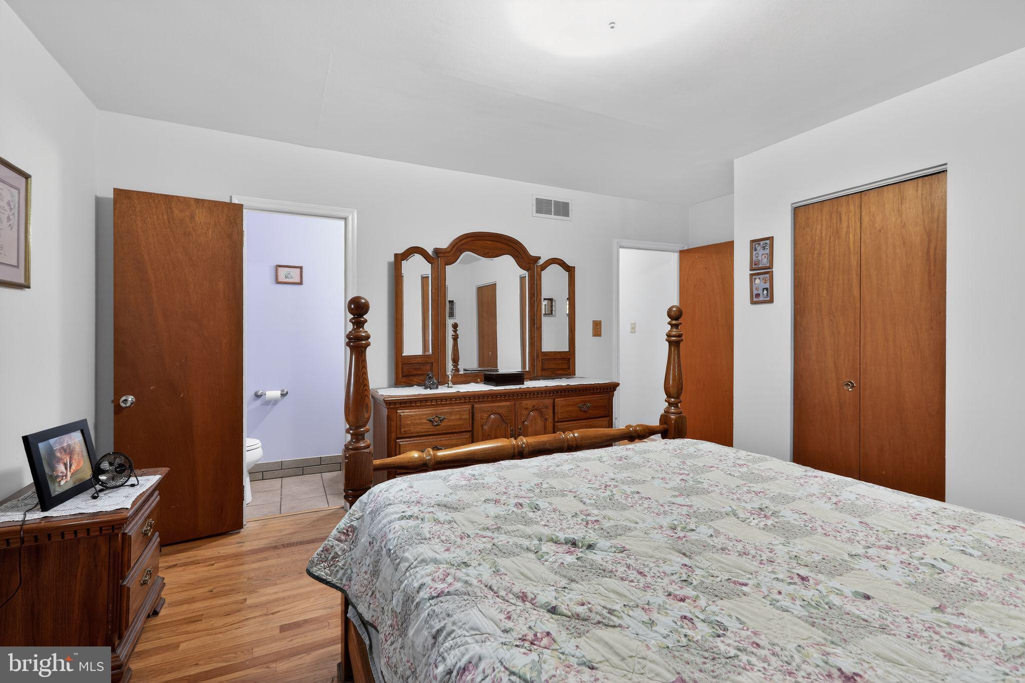 SHERIDAN SQUARE - Residential