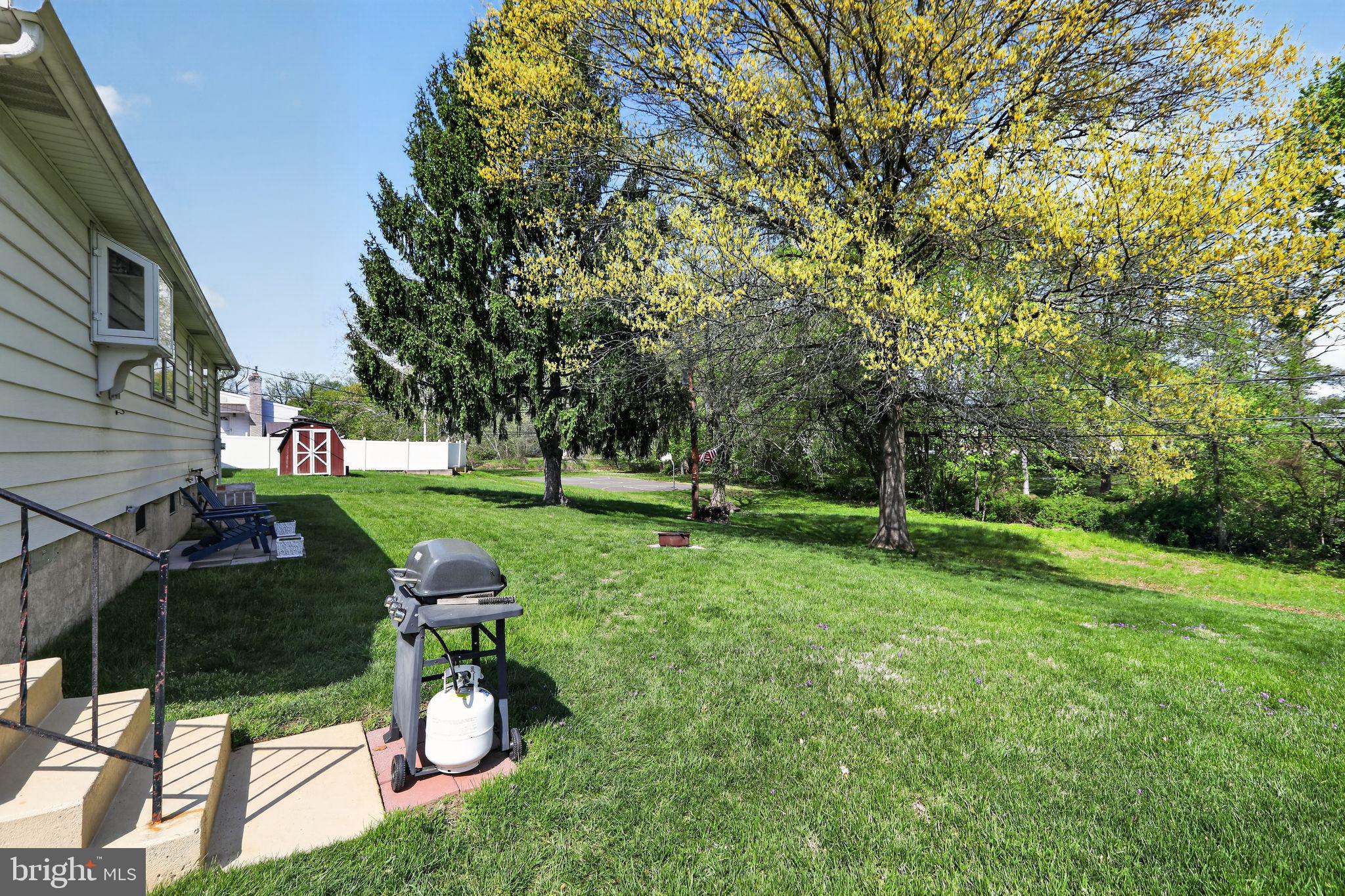 SHERIDAN SQUARE - Residential