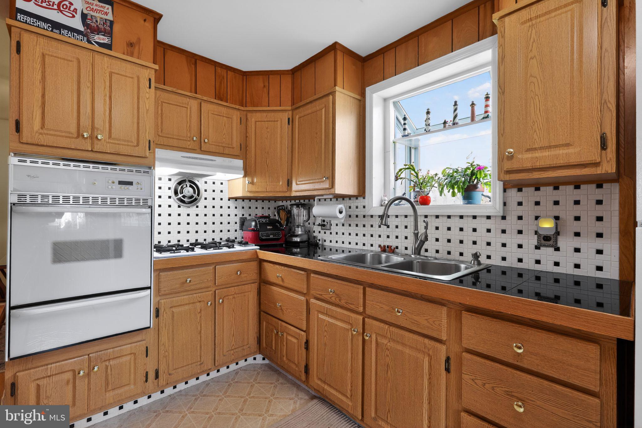 SHERIDAN SQUARE - Residential