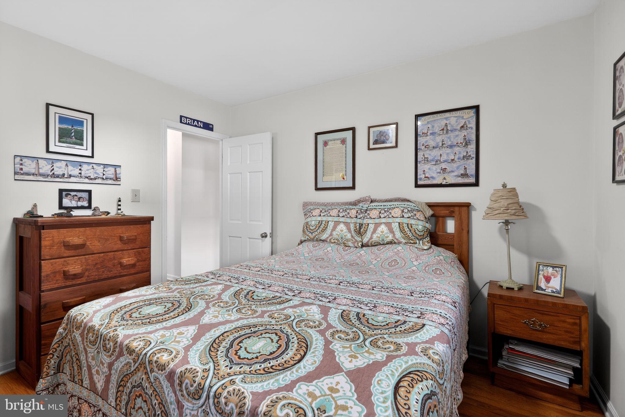 SHERIDAN SQUARE - Residential
