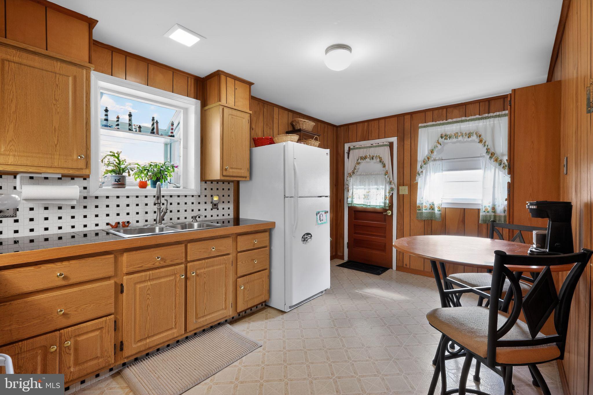 SHERIDAN SQUARE - Residential