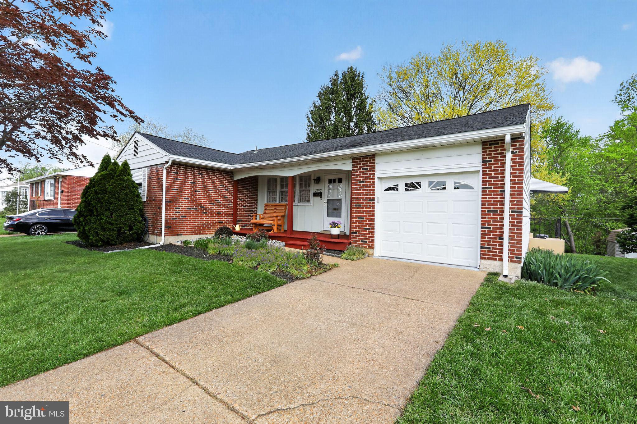 SHERIDAN SQUARE - Residential