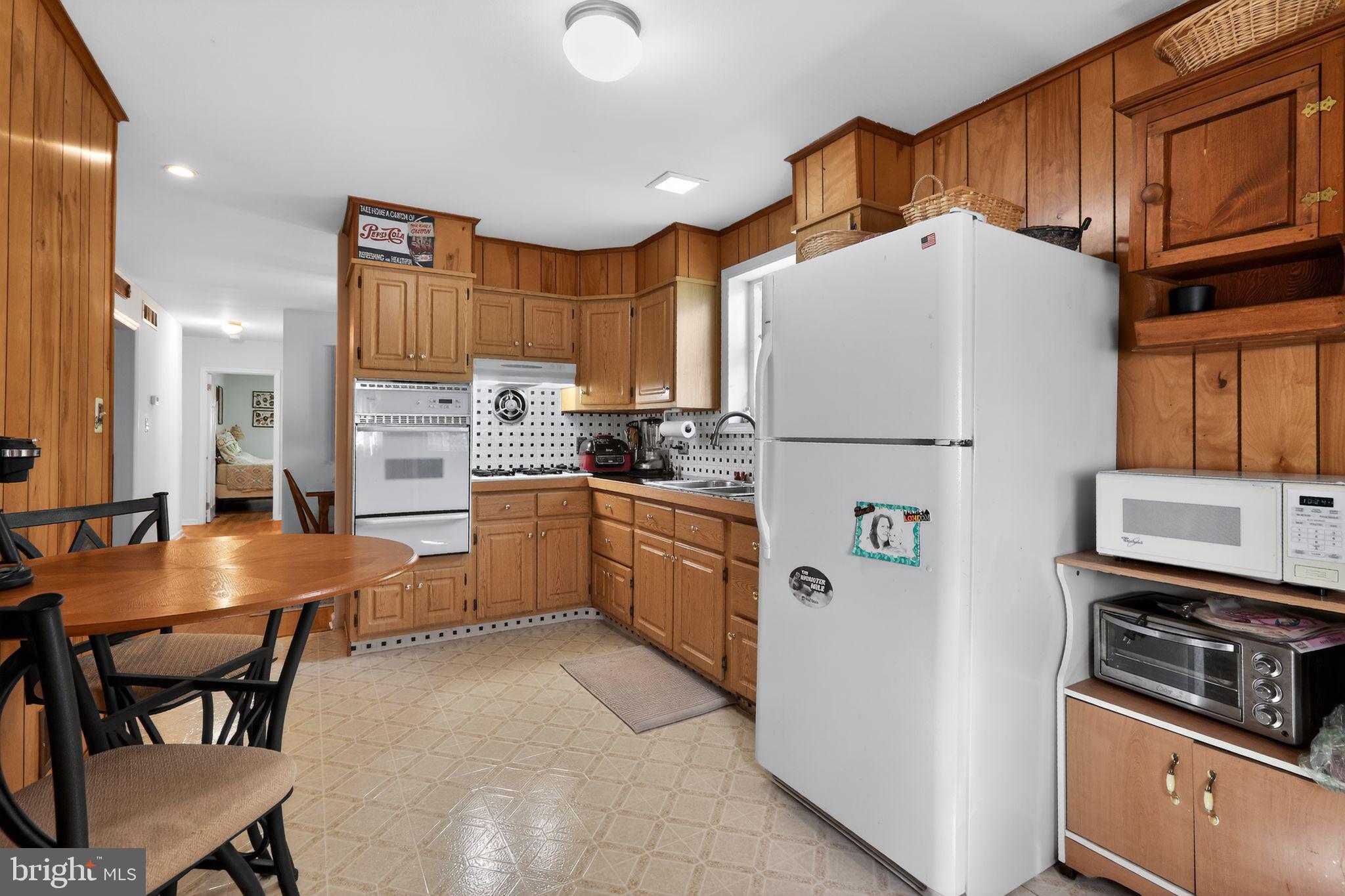 SHERIDAN SQUARE - Residential