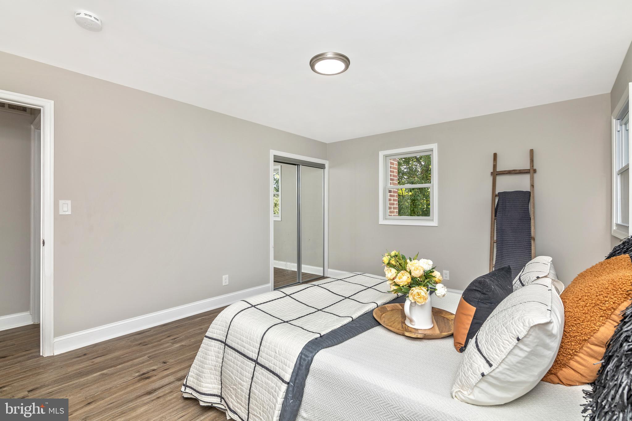 LONGFORD - Residential