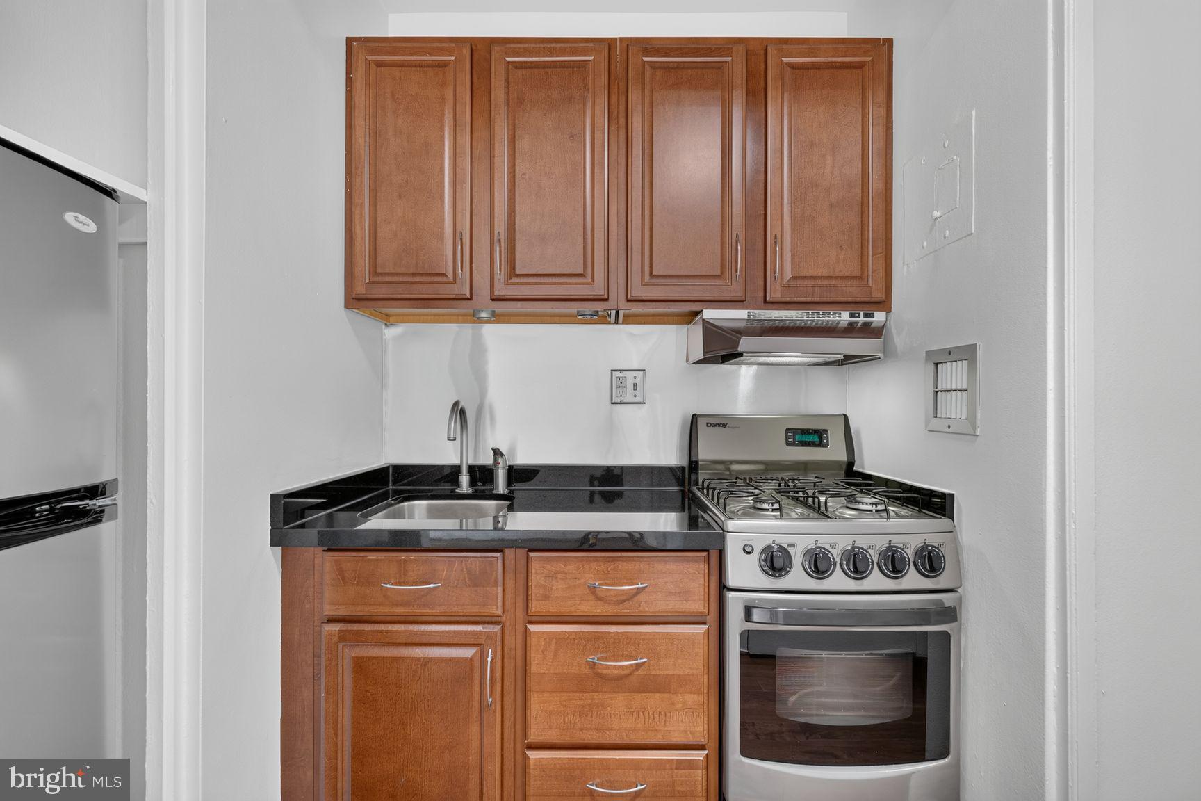 1011 ARLINGTON BOULEVARD 736