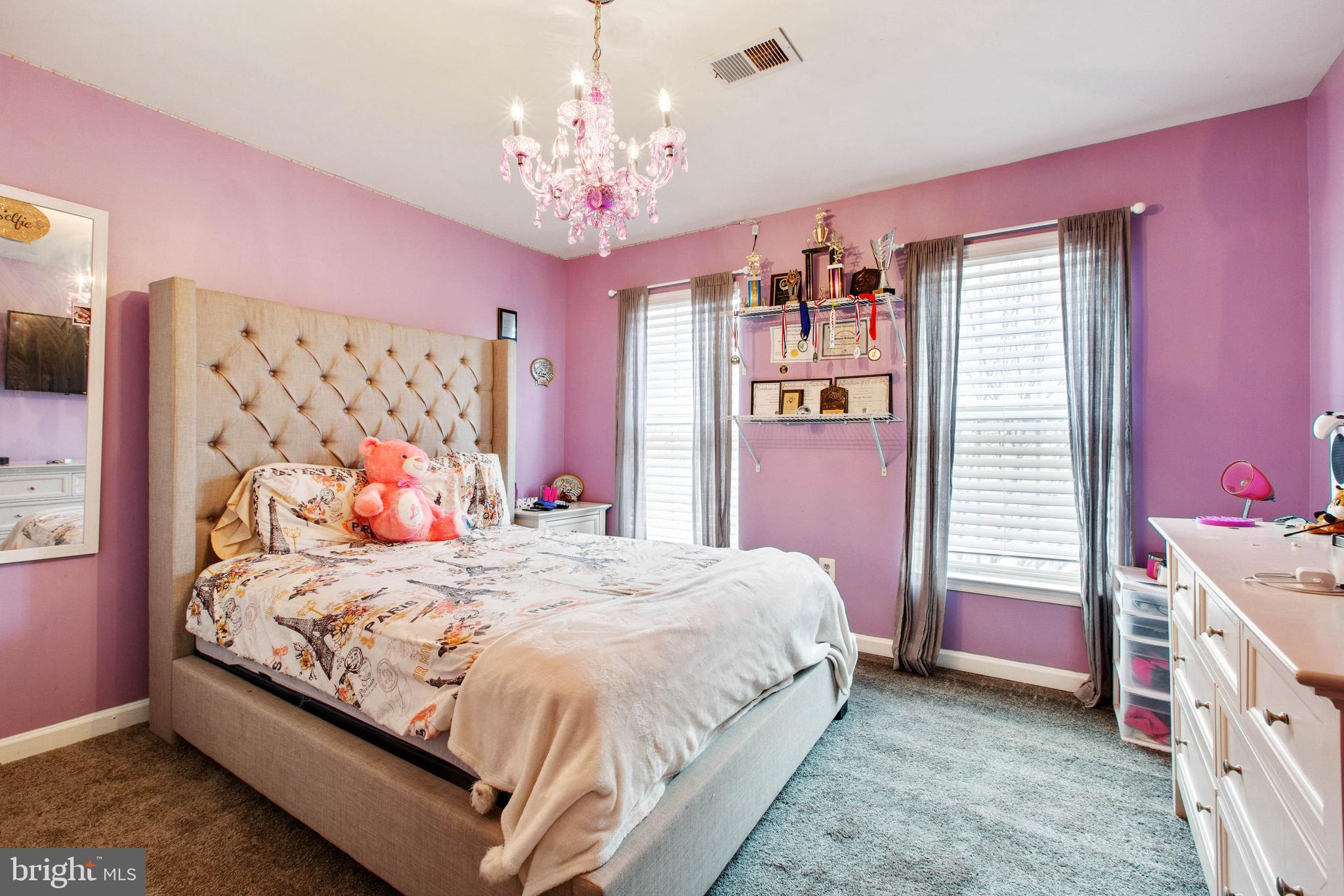 HAMPTON SUB-PLAT 1> - Residential