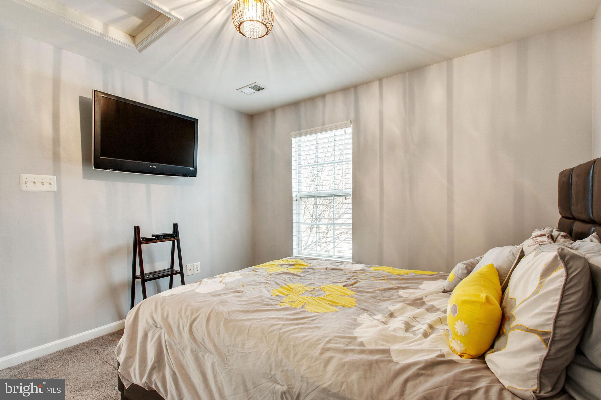 HAMPTON SUB-PLAT 1> - Residential