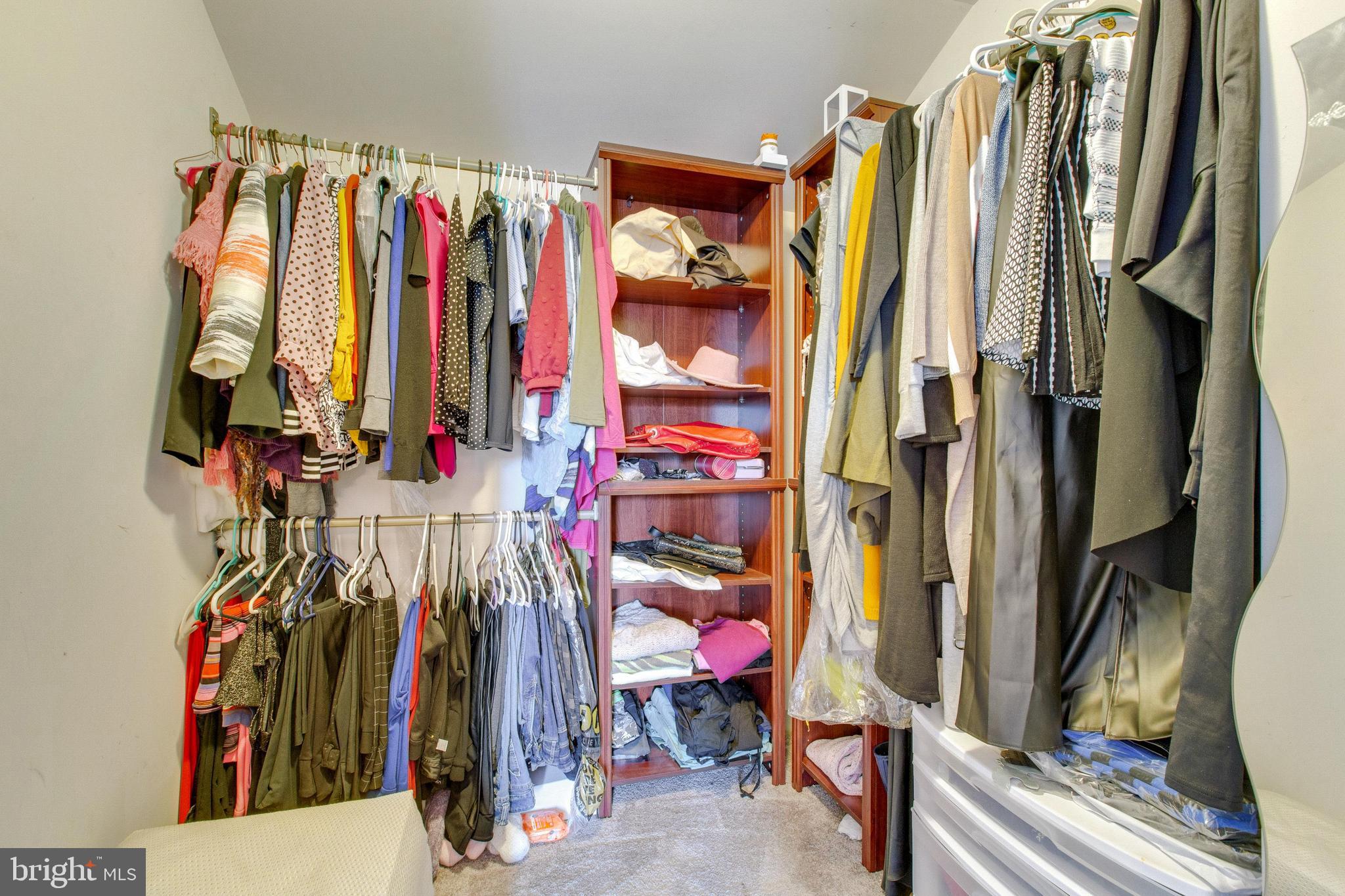 HAMPTON SUB-PLAT 1> - Residential