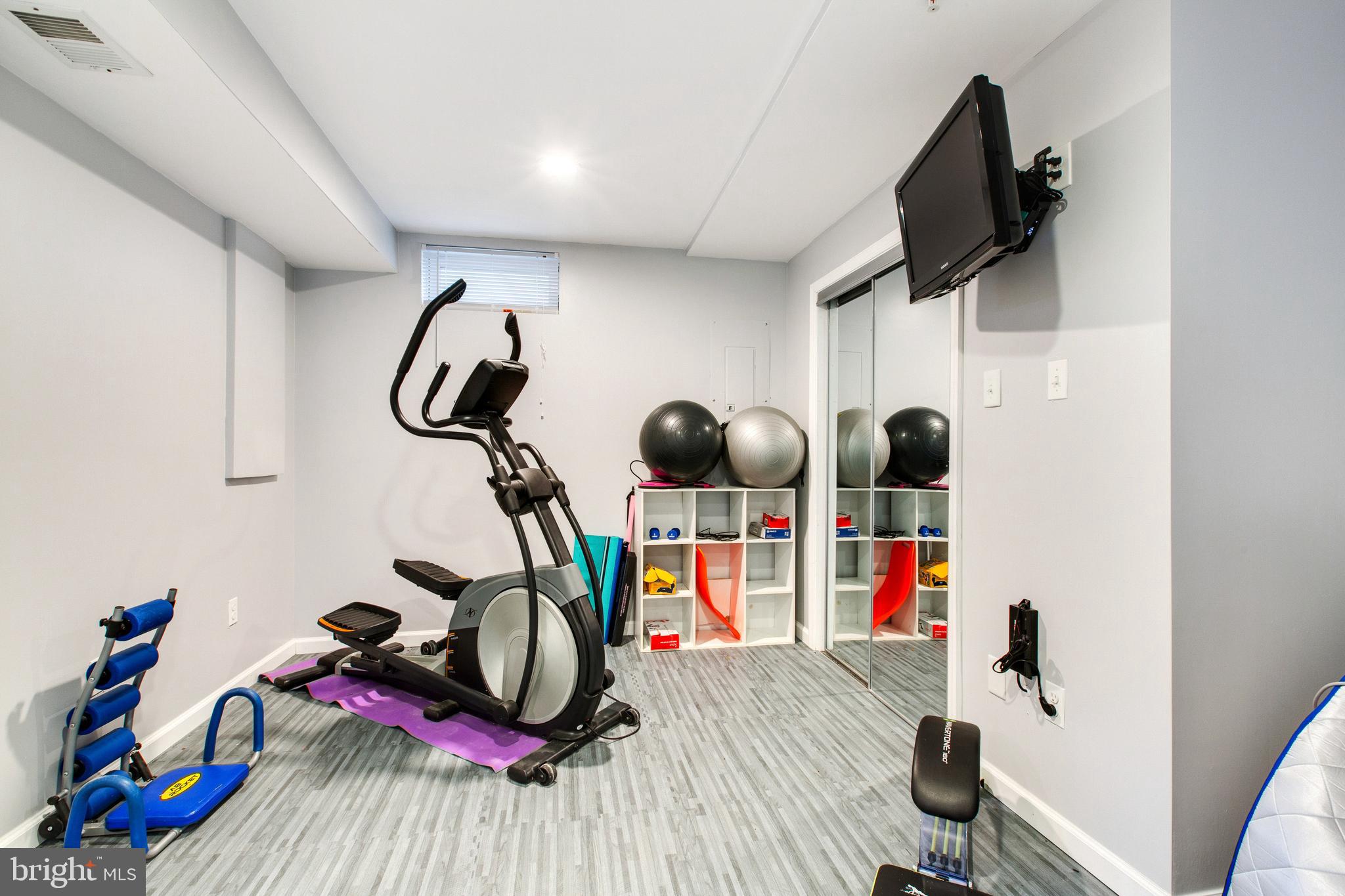 HAMPTON SUB-PLAT 1> - Residential