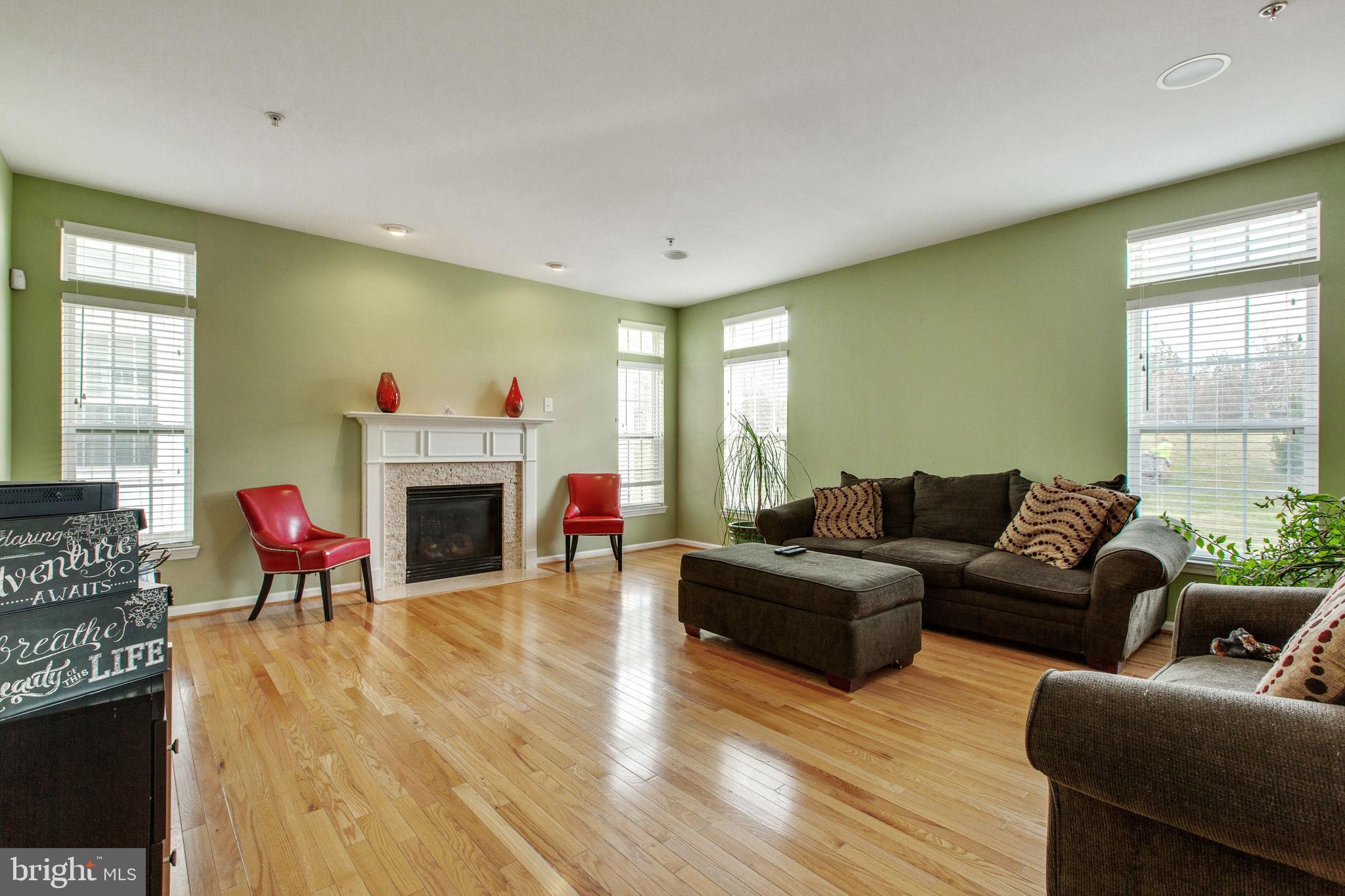 HAMPTON SUB-PLAT 1> - Residential