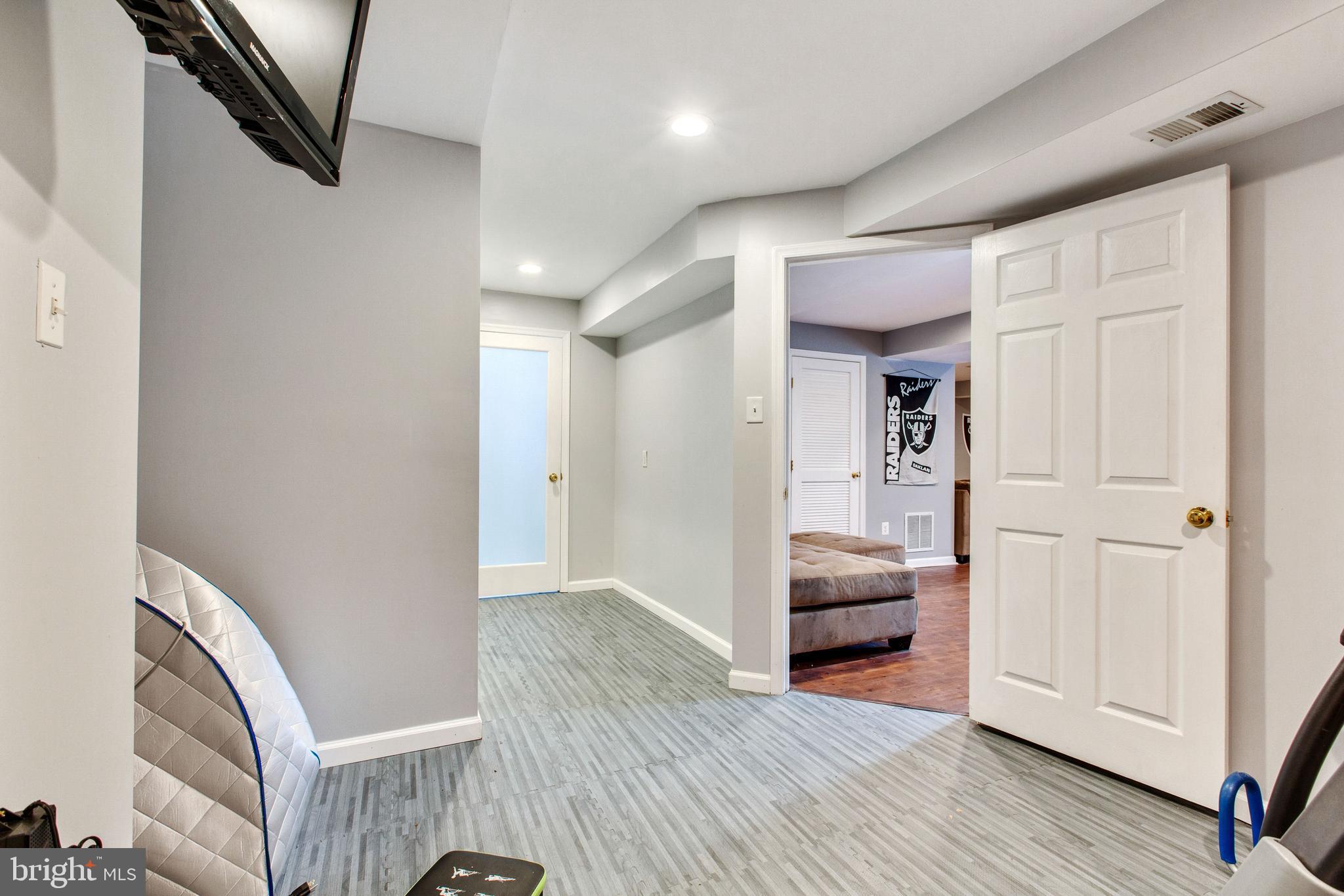 HAMPTON SUB-PLAT 1> - Residential