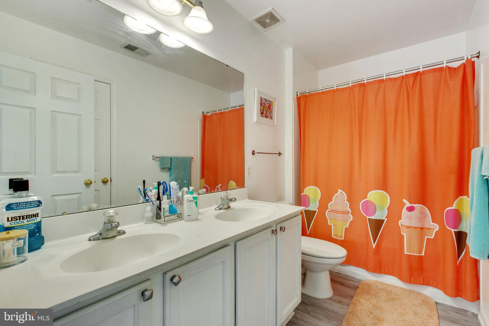 HAMPTON SUB-PLAT 1> - Residential