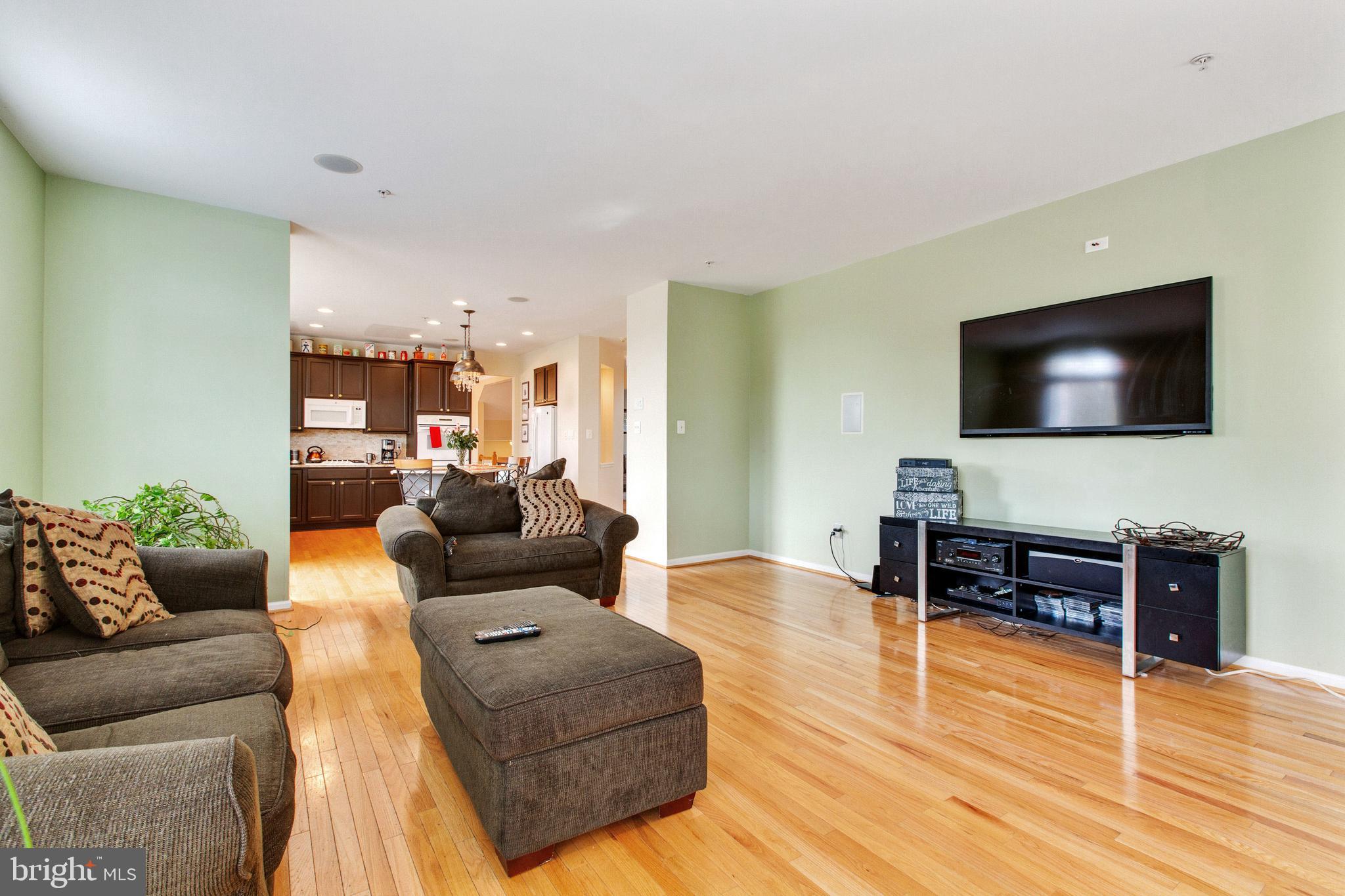 HAMPTON SUB-PLAT 1> - Residential