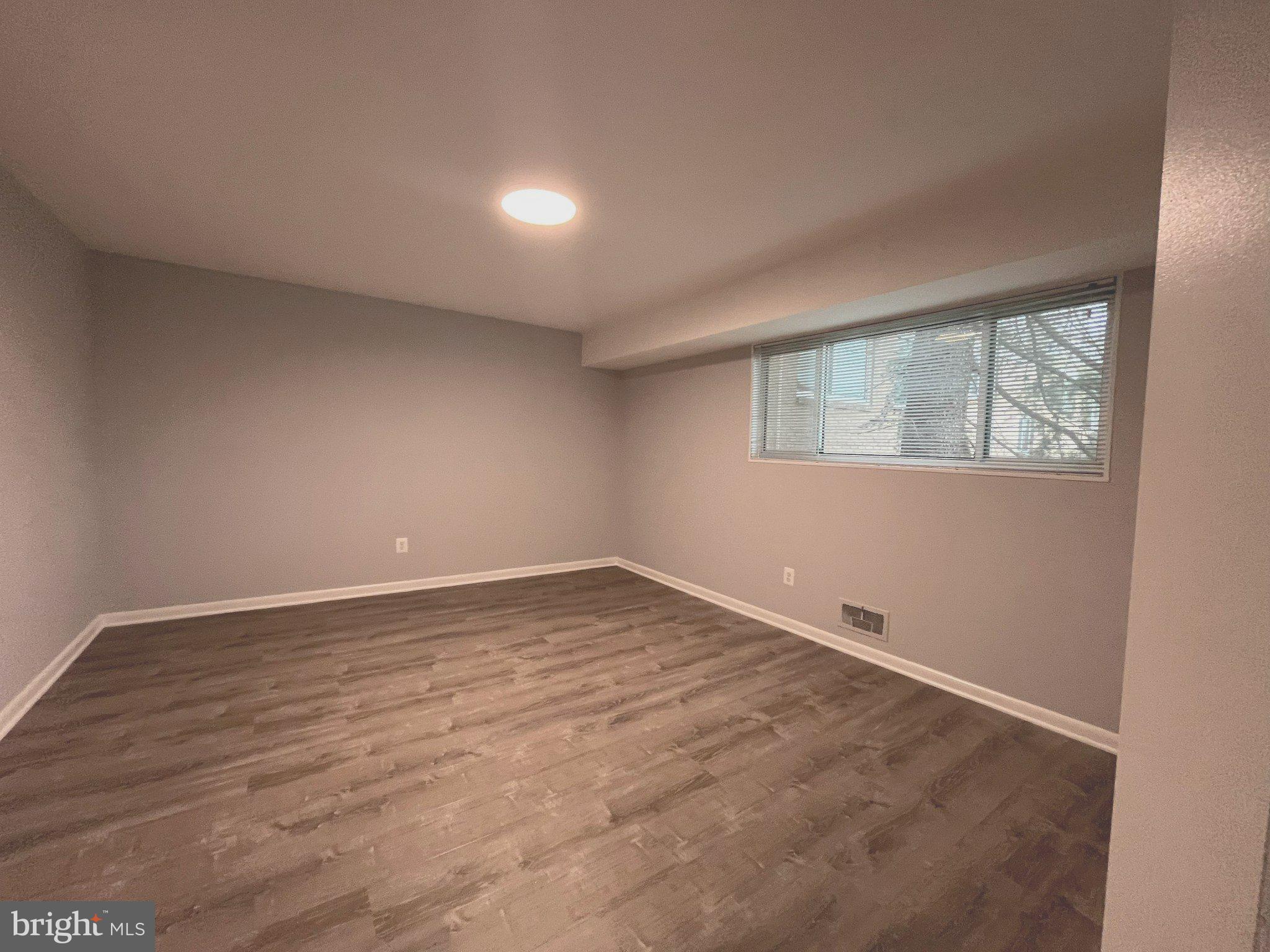 PARKSIDE CONDOMINIUMS - Residential