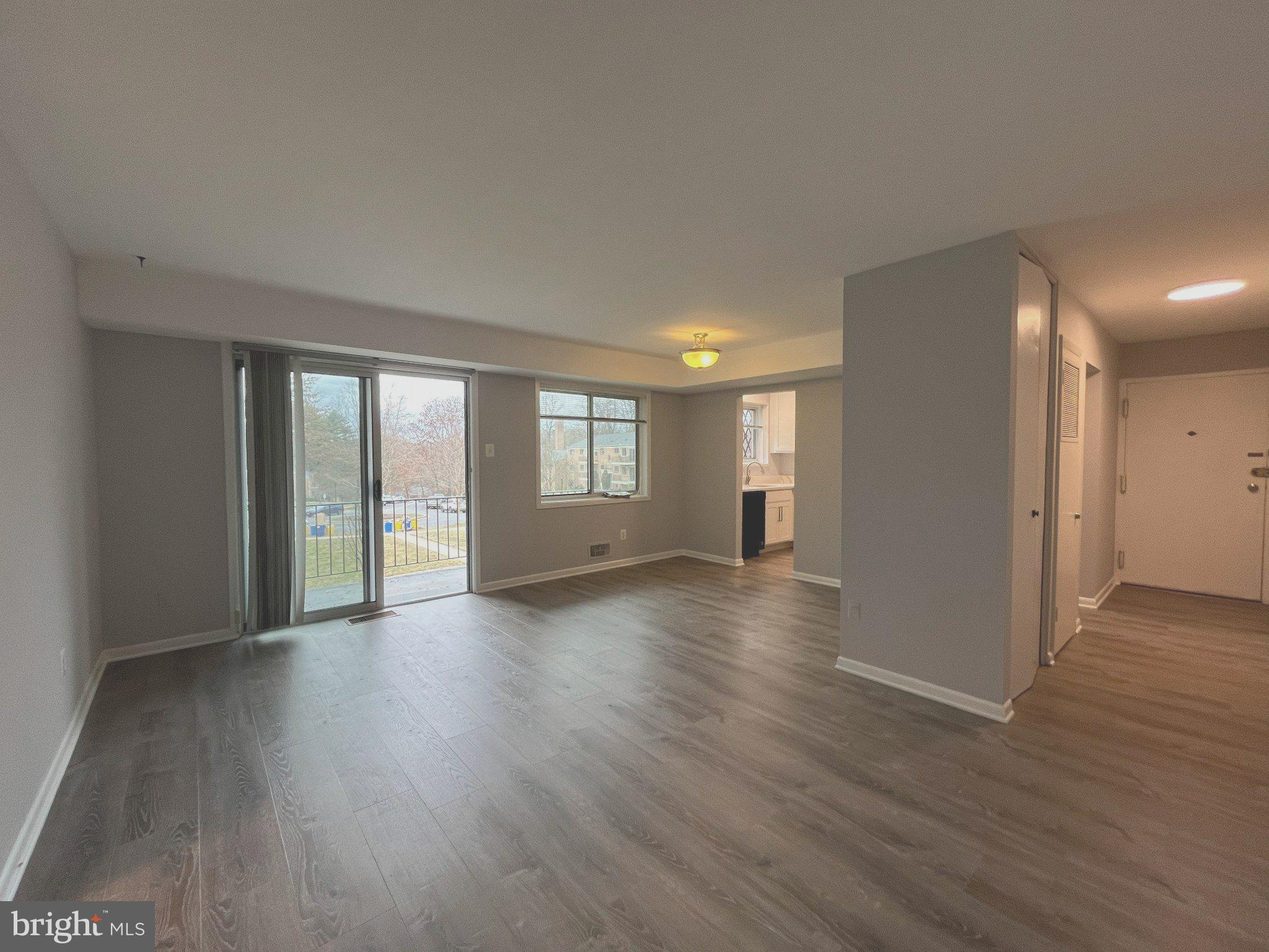 10500 WEYMOUTH STREET 104