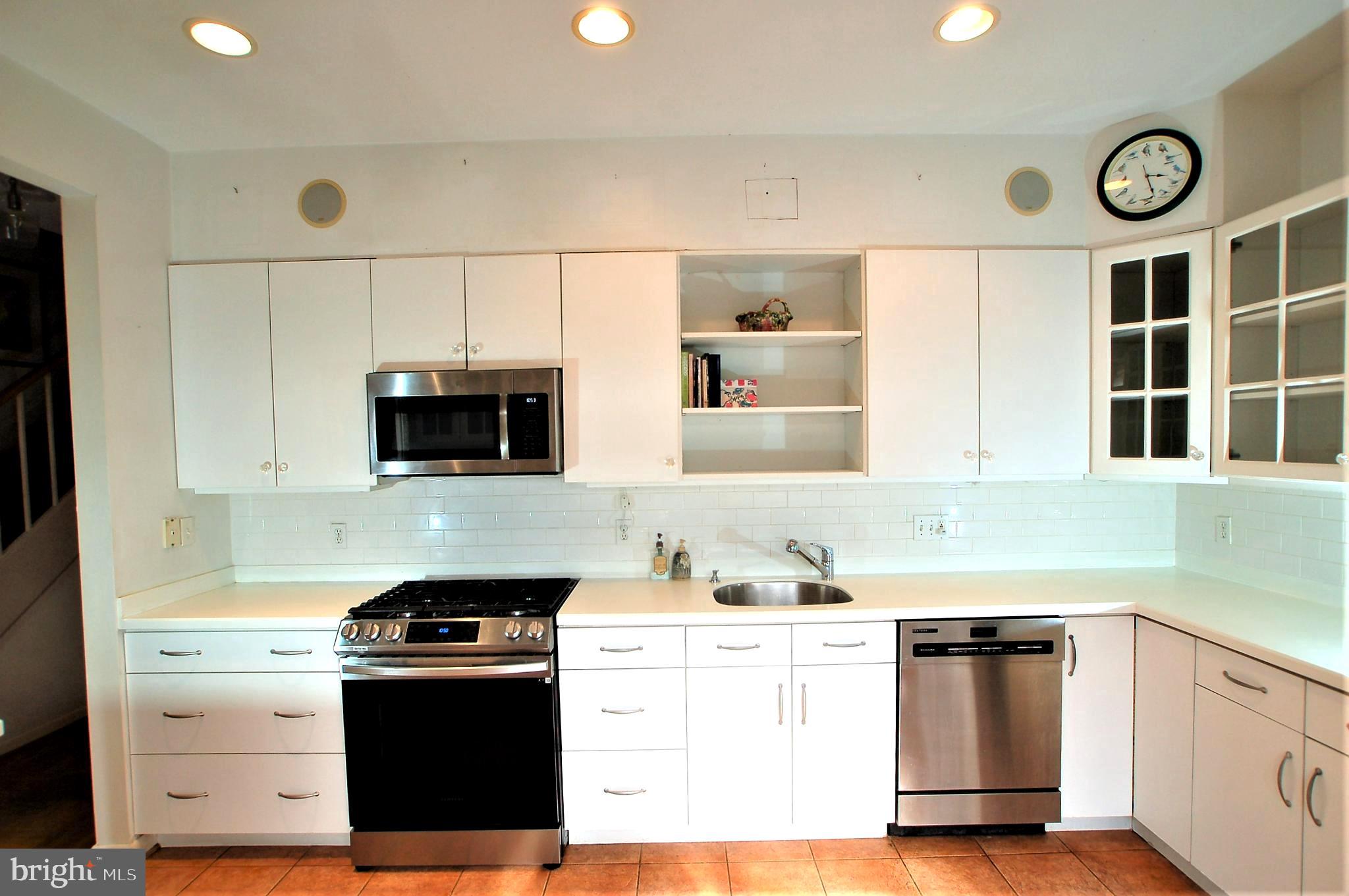 CROSS KEYS - Residential