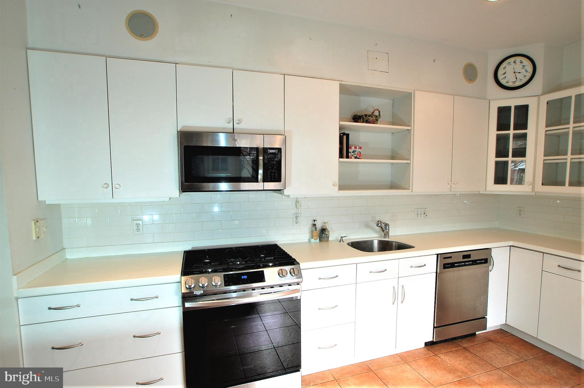 CROSS KEYS - Residential