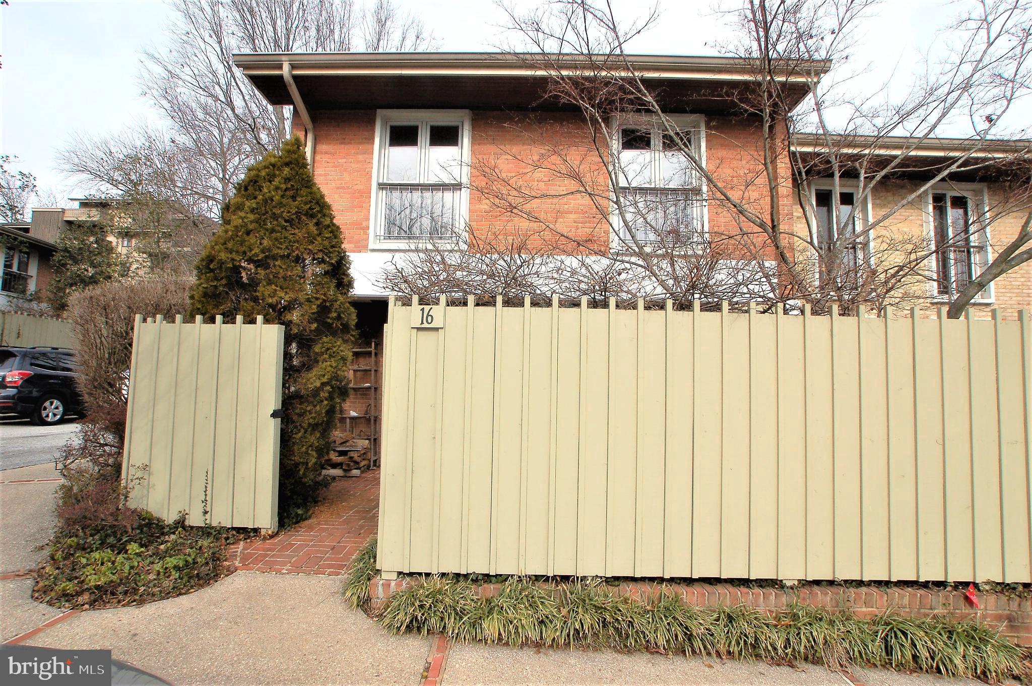 CROSS KEYS - Residential