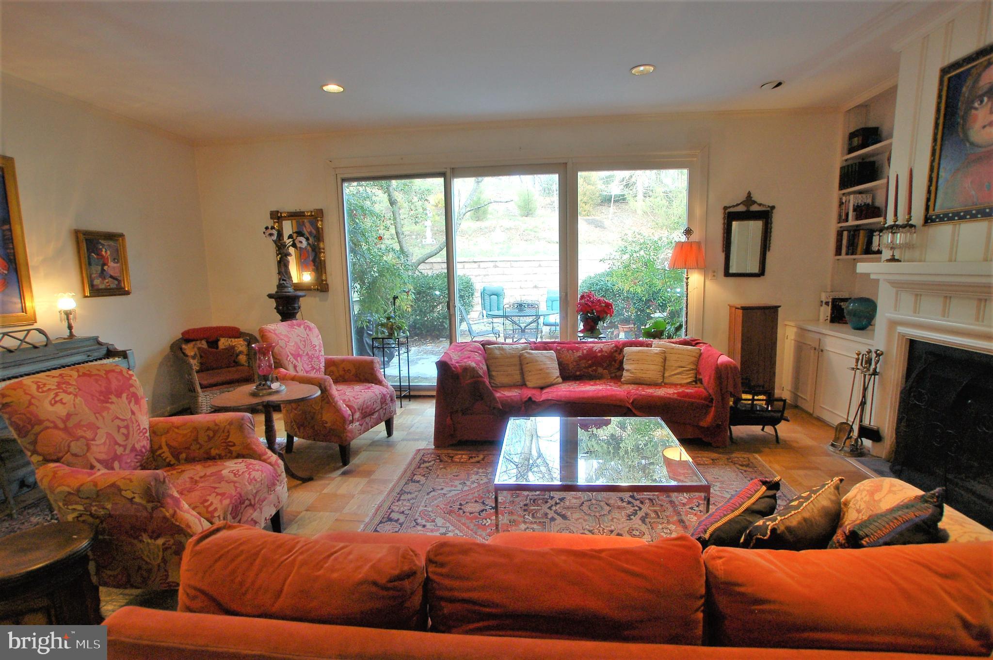 CROSS KEYS - Residential