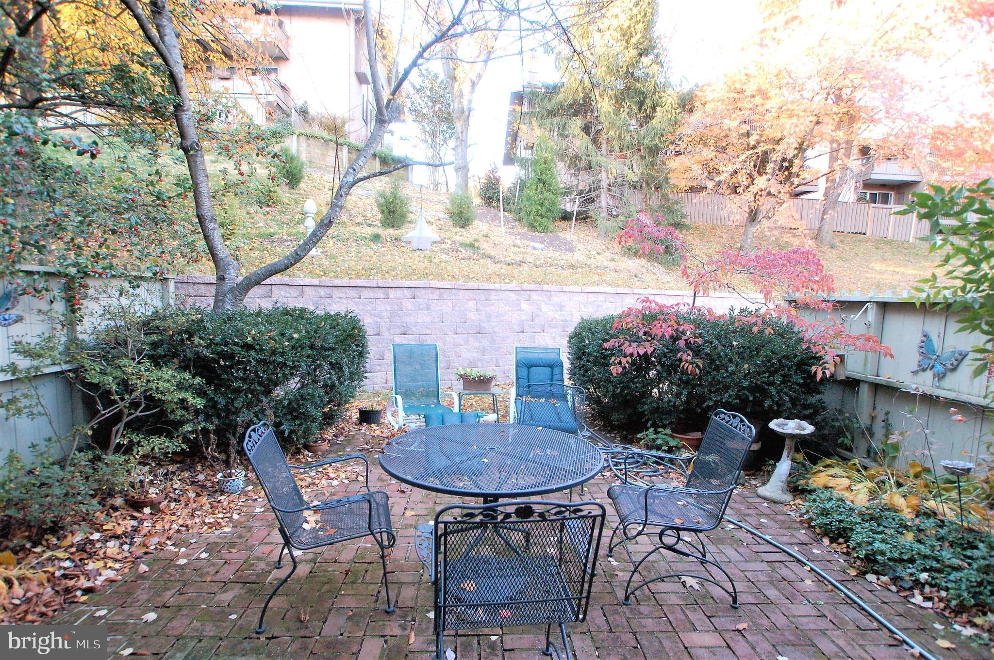 CROSS KEYS - Residential